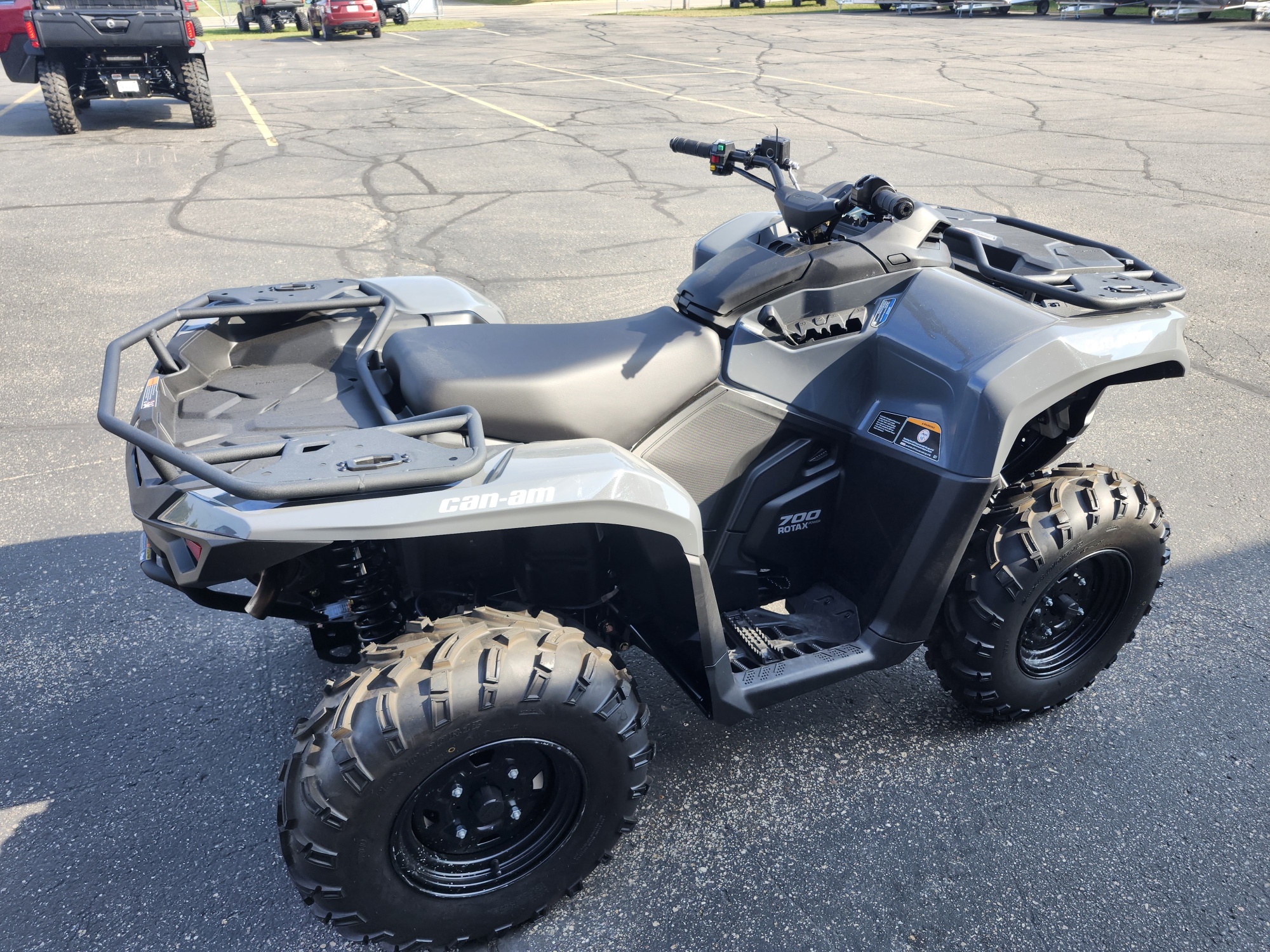 2025 Can-Am Outlander DPS 700 - Photo 2