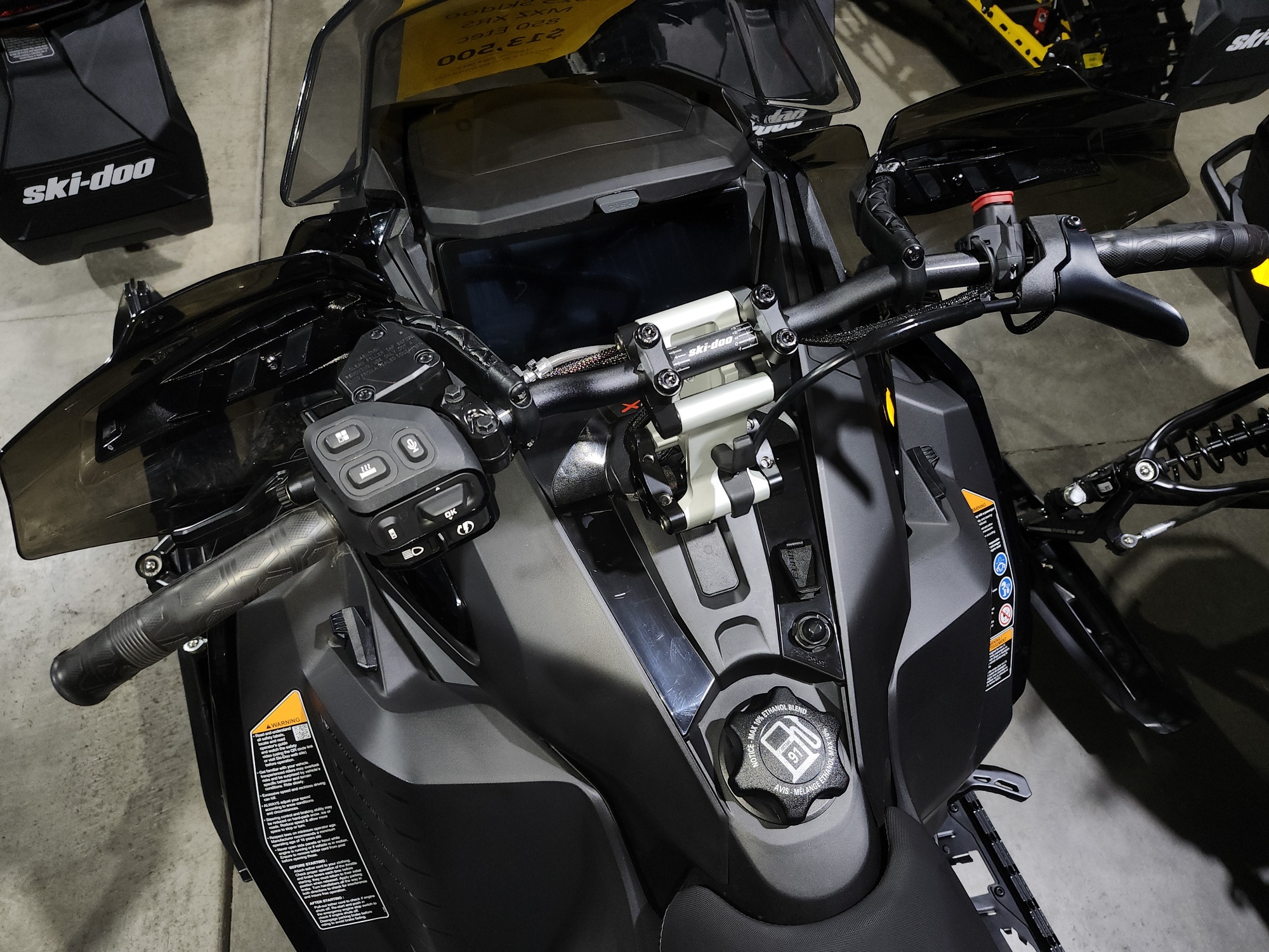 2025 Ski-Doo MXZ XR-S 850 - Photo 6