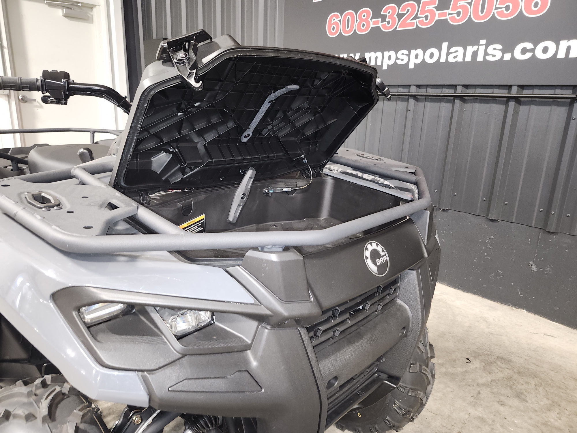 2025 Can-Am Outlander 500 DPS Gray/Red - Photo 3