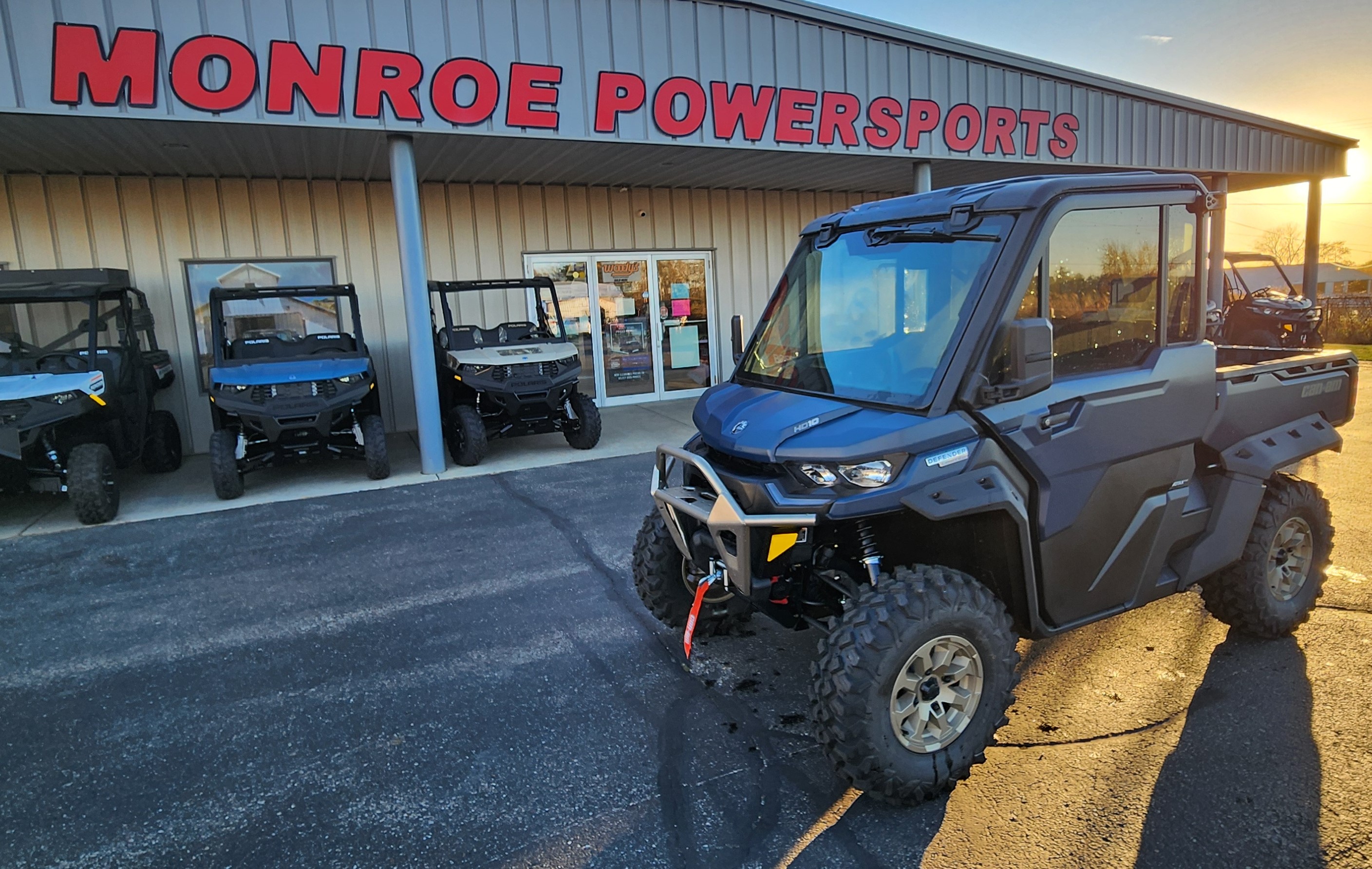 2025 Can-Am Defender LTD w/Accessories