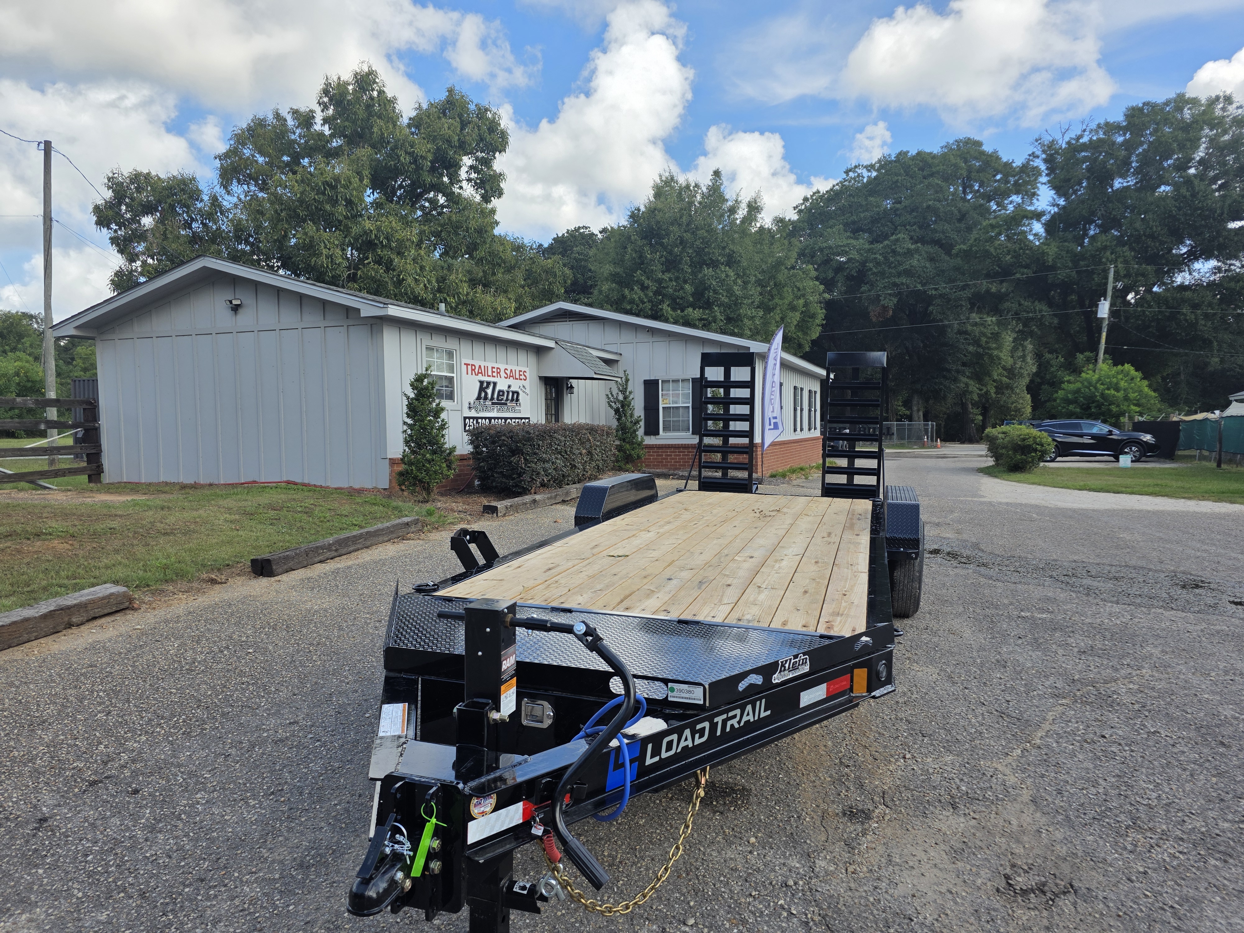 2027 Load Trail