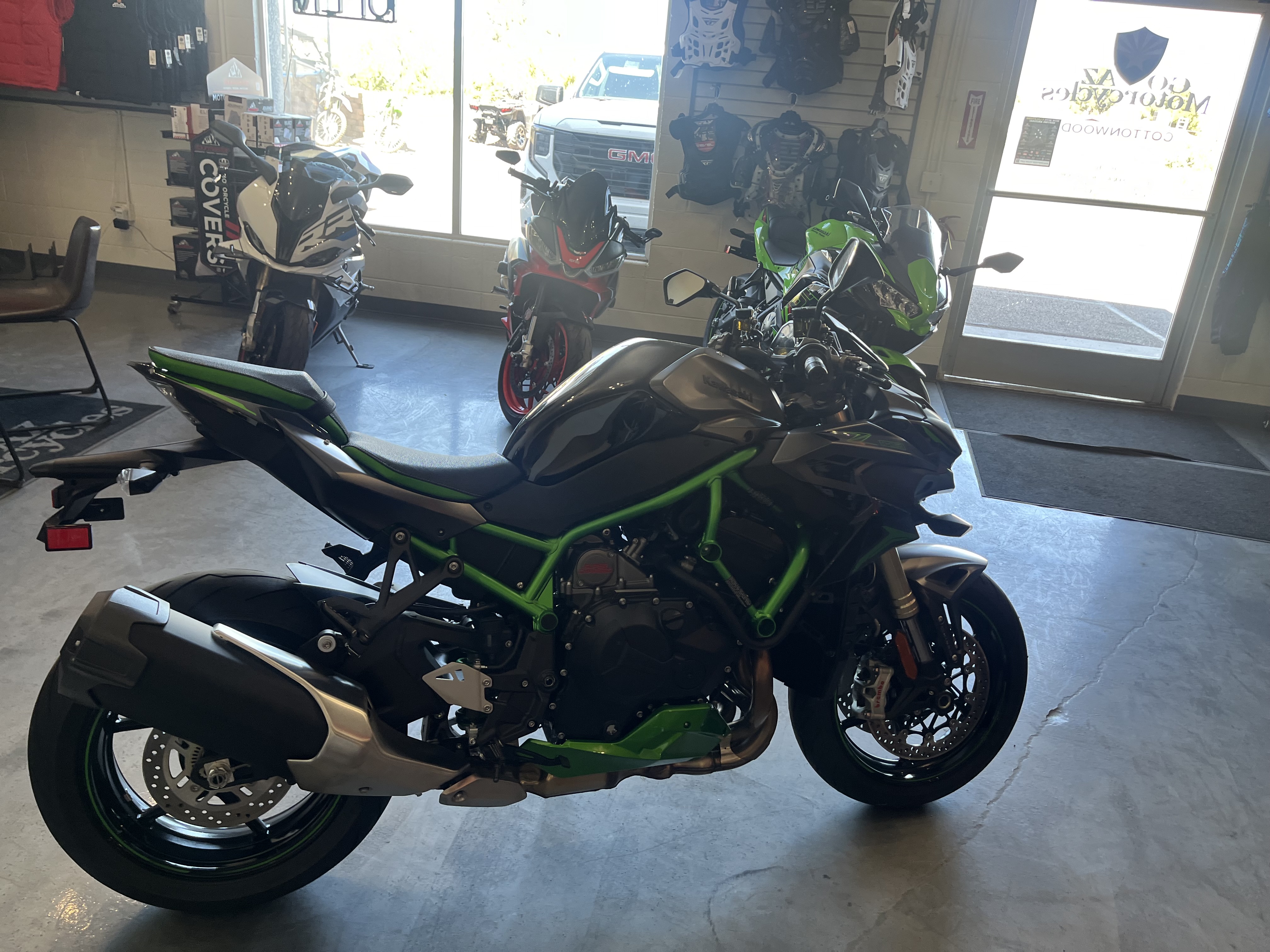 2024 Kawasaki Z H2 SE ABS - Photo 2