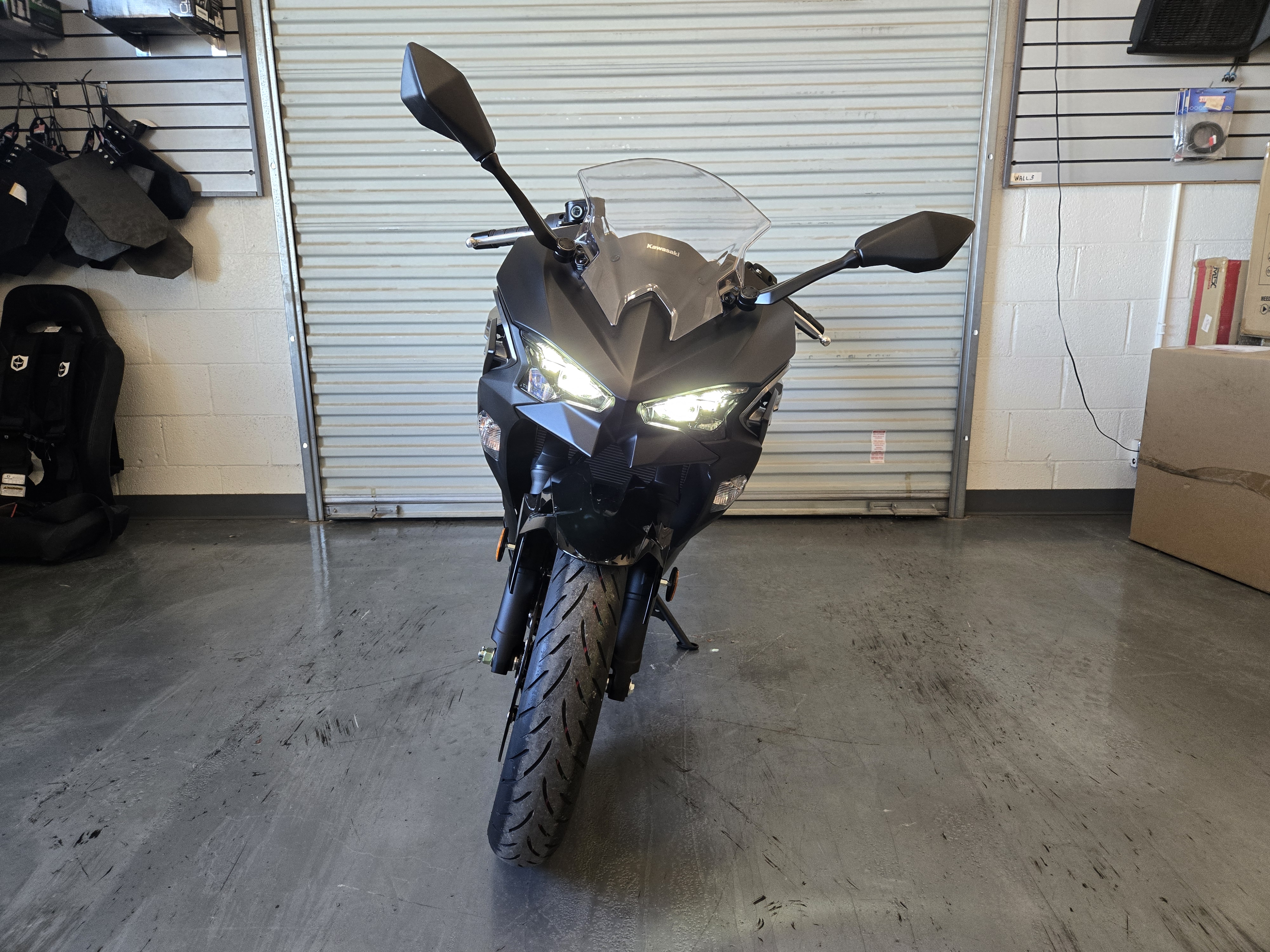 2025 Kawasaki Ninja 500 ABS - Photo 3