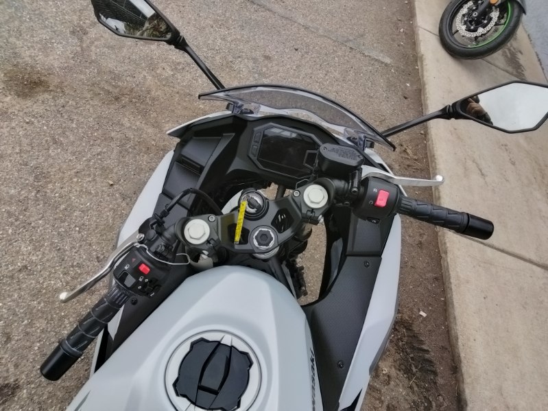 2025 Kawasaki Ninja 500 - Photo 7