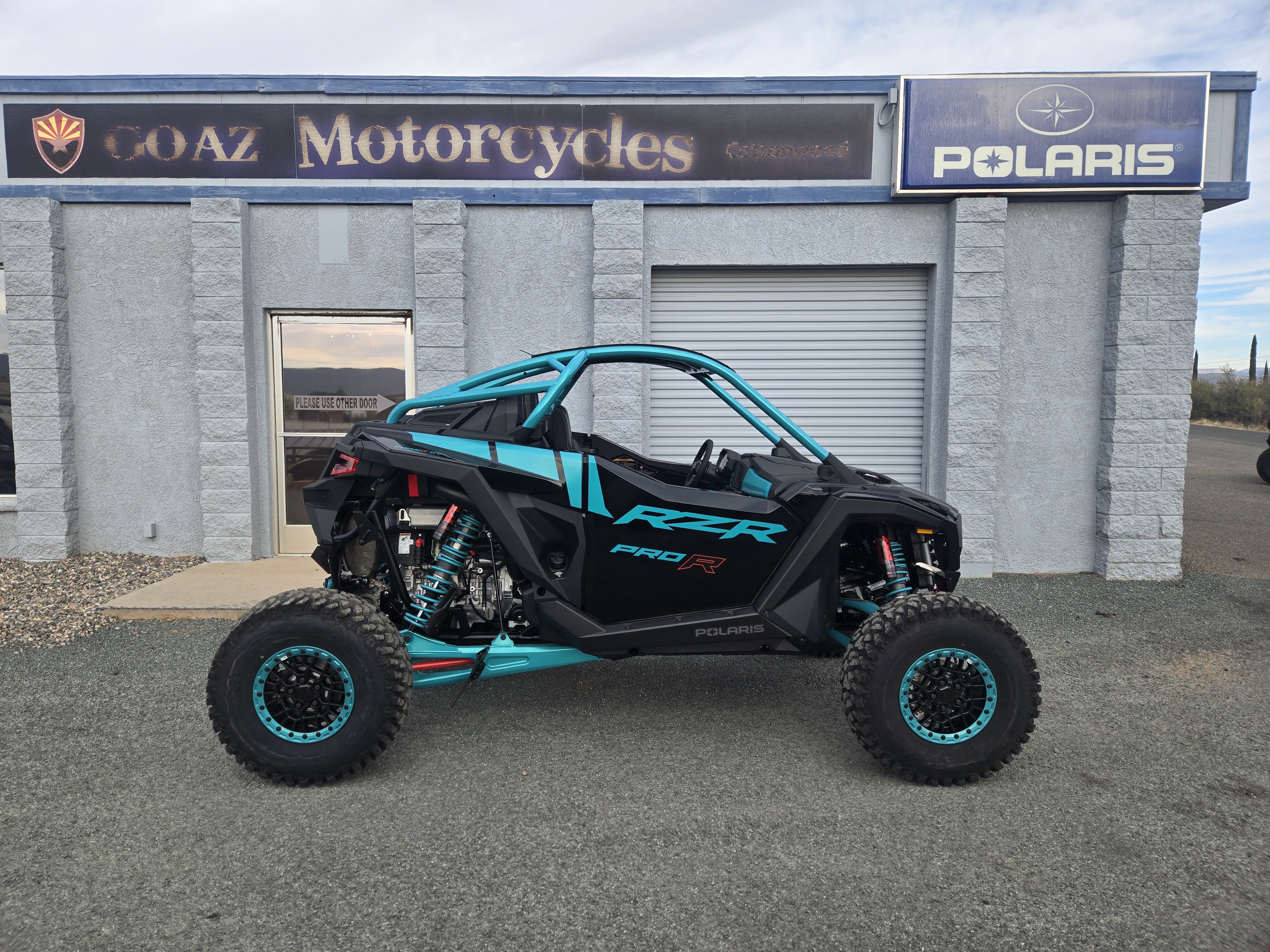 2025 Polaris RZR Pro R Ultimate