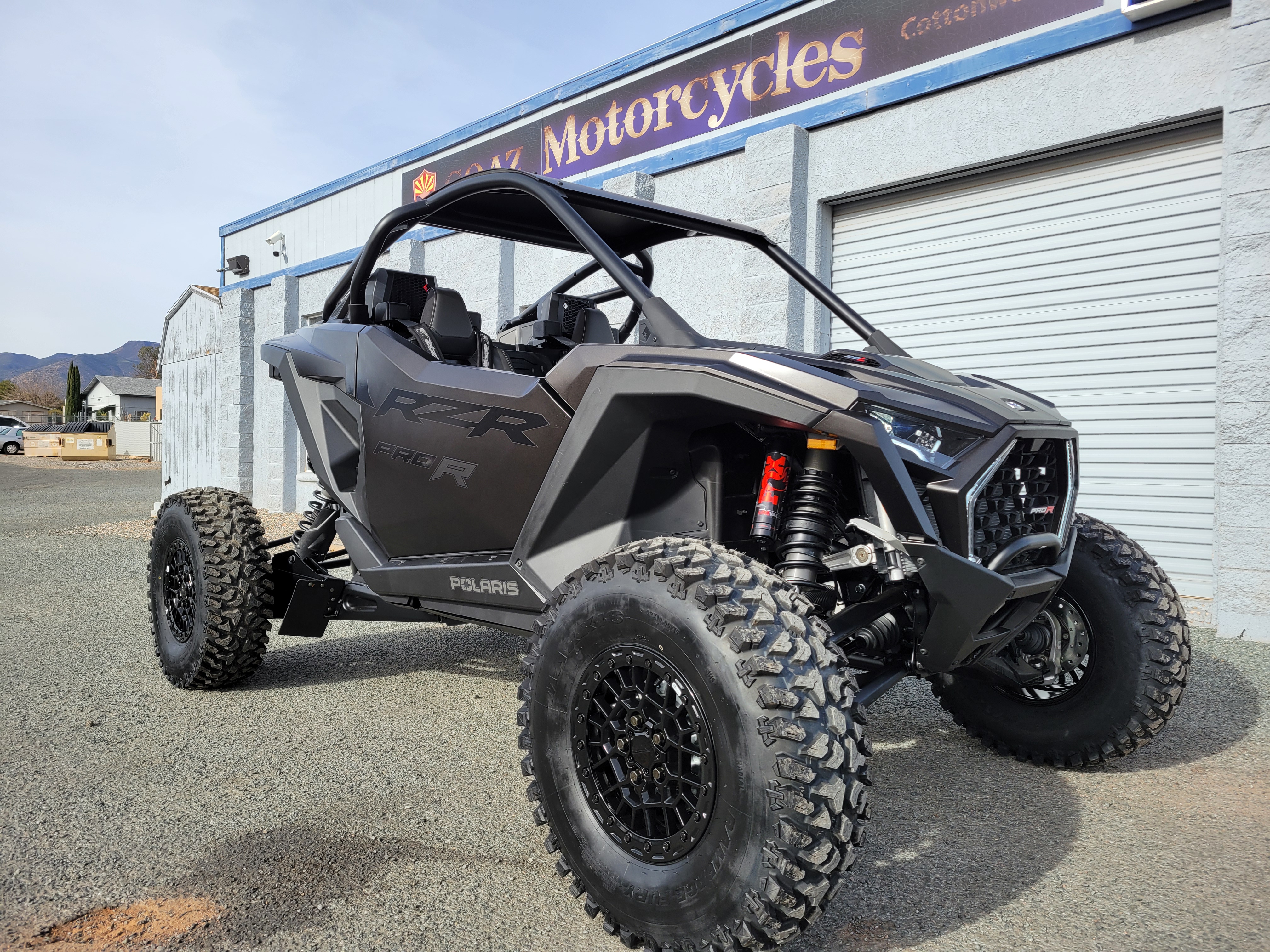2025 Polaris RZR Pro R Ultimate - Photo 2
