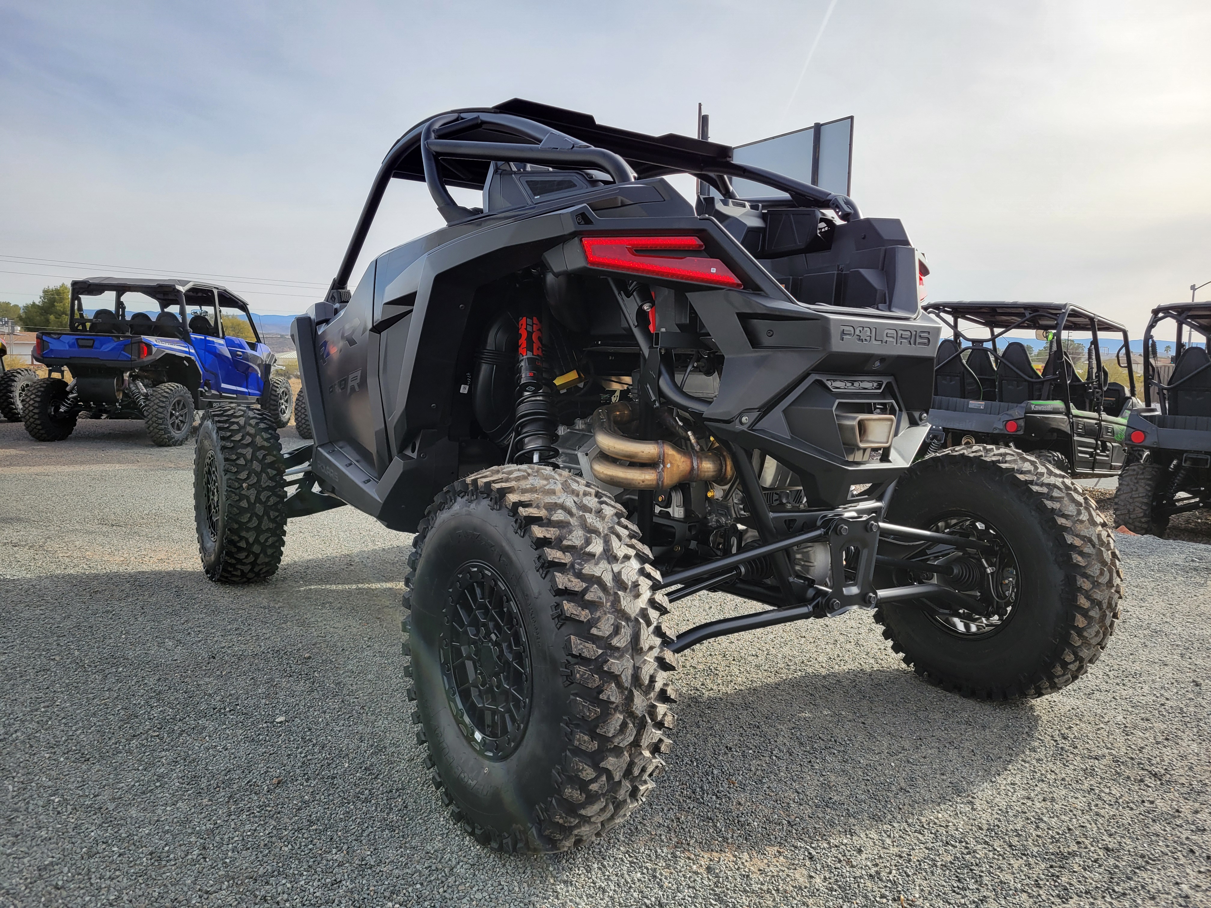 2025 Polaris RZR Pro R Ultimate - Photo 6