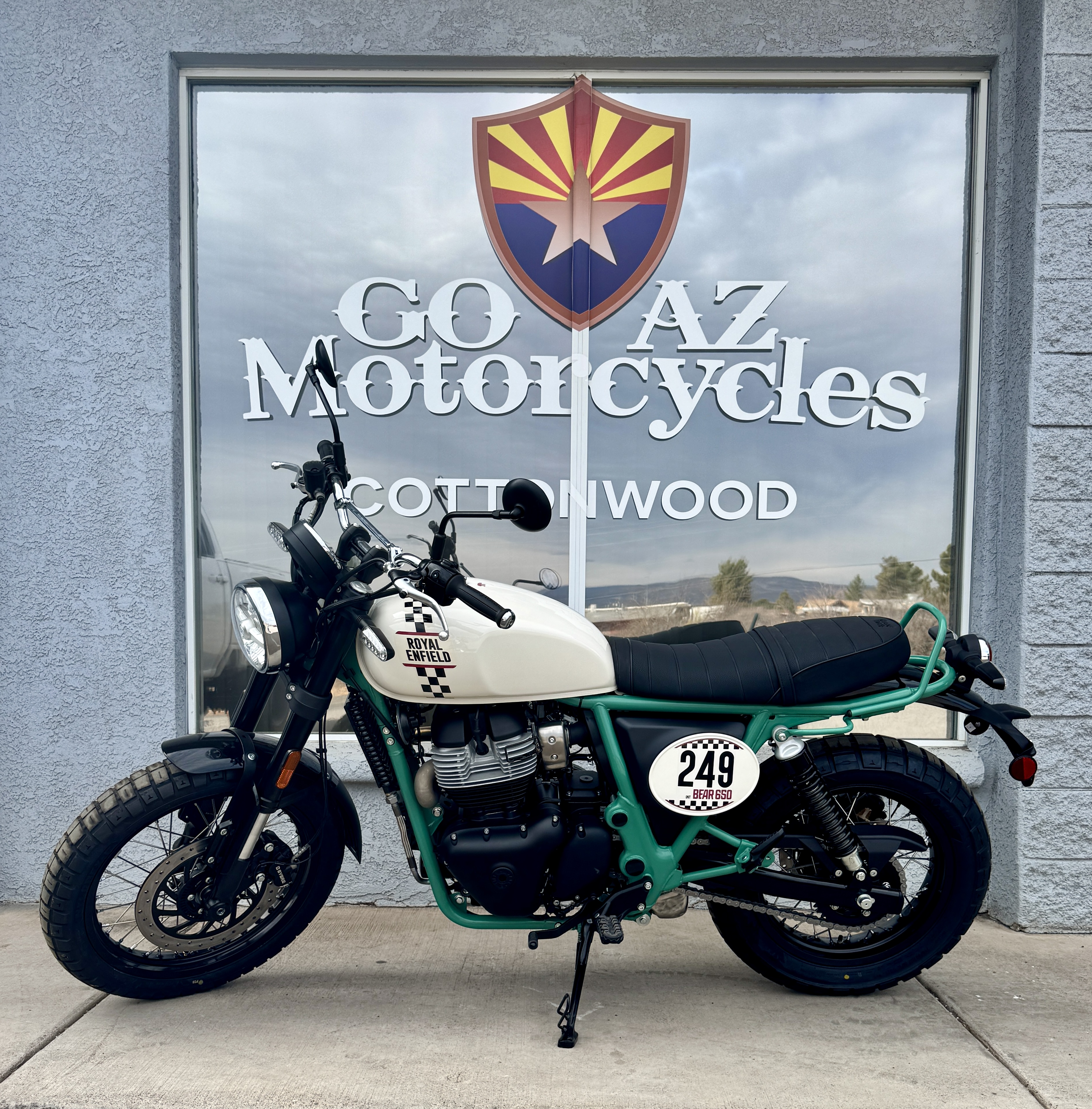 2025 Royal Enfield VSNB30WM