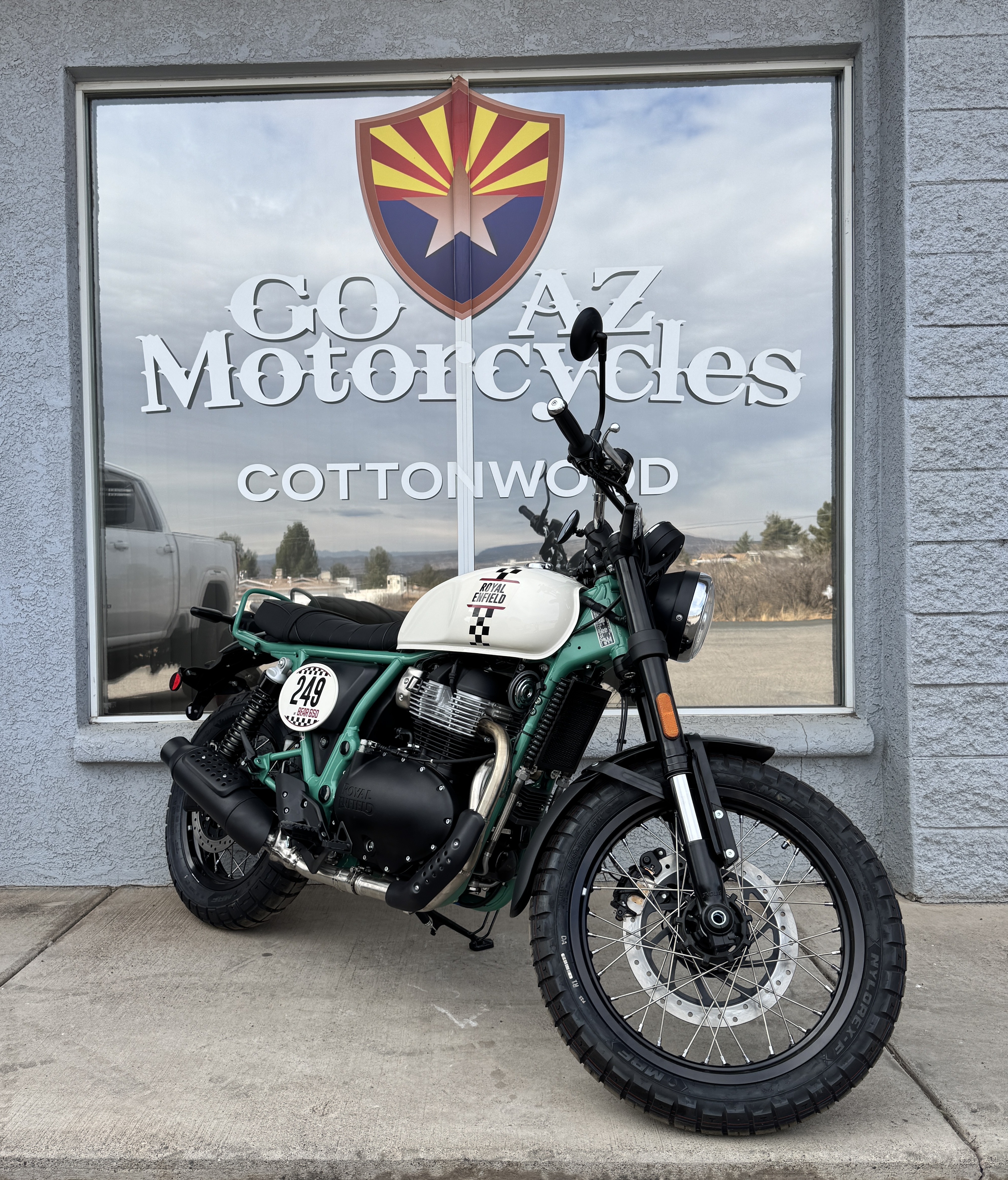 2025 Royal Enfield VSNB30WM - Photo 4