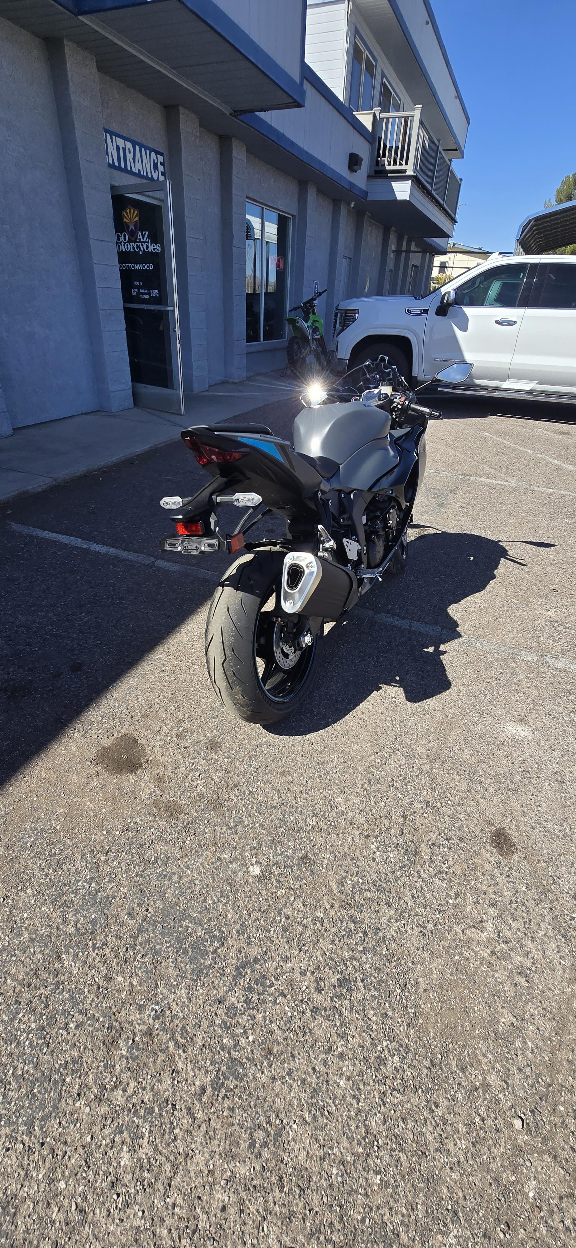 2025 Kawasaki Ninja ZX-6R ABS - Photo 5