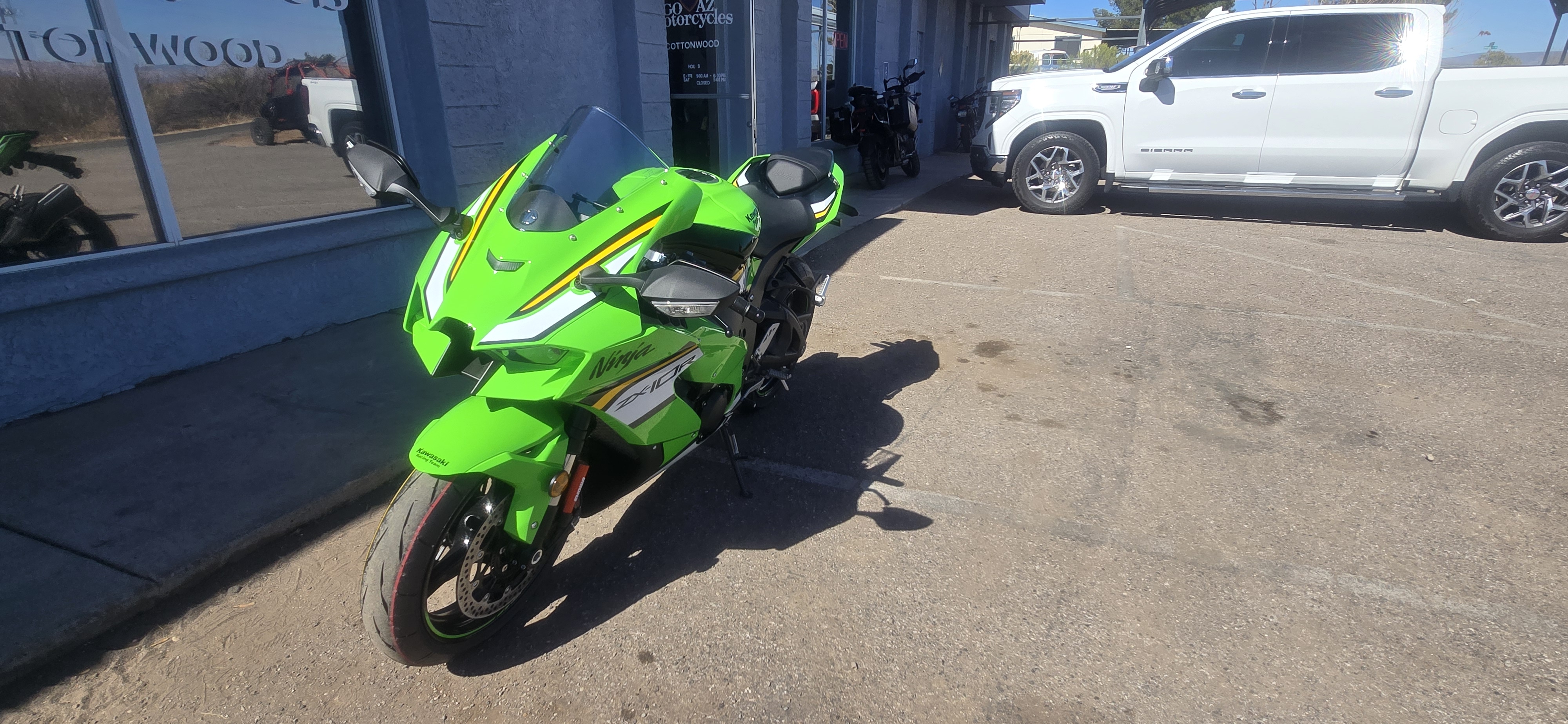 2025 Kawasaki Ninja ZX-10R KRT - Photo 5