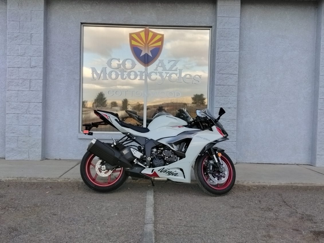 2025 Kawasaki NINJA ZX-6R - Photo 2