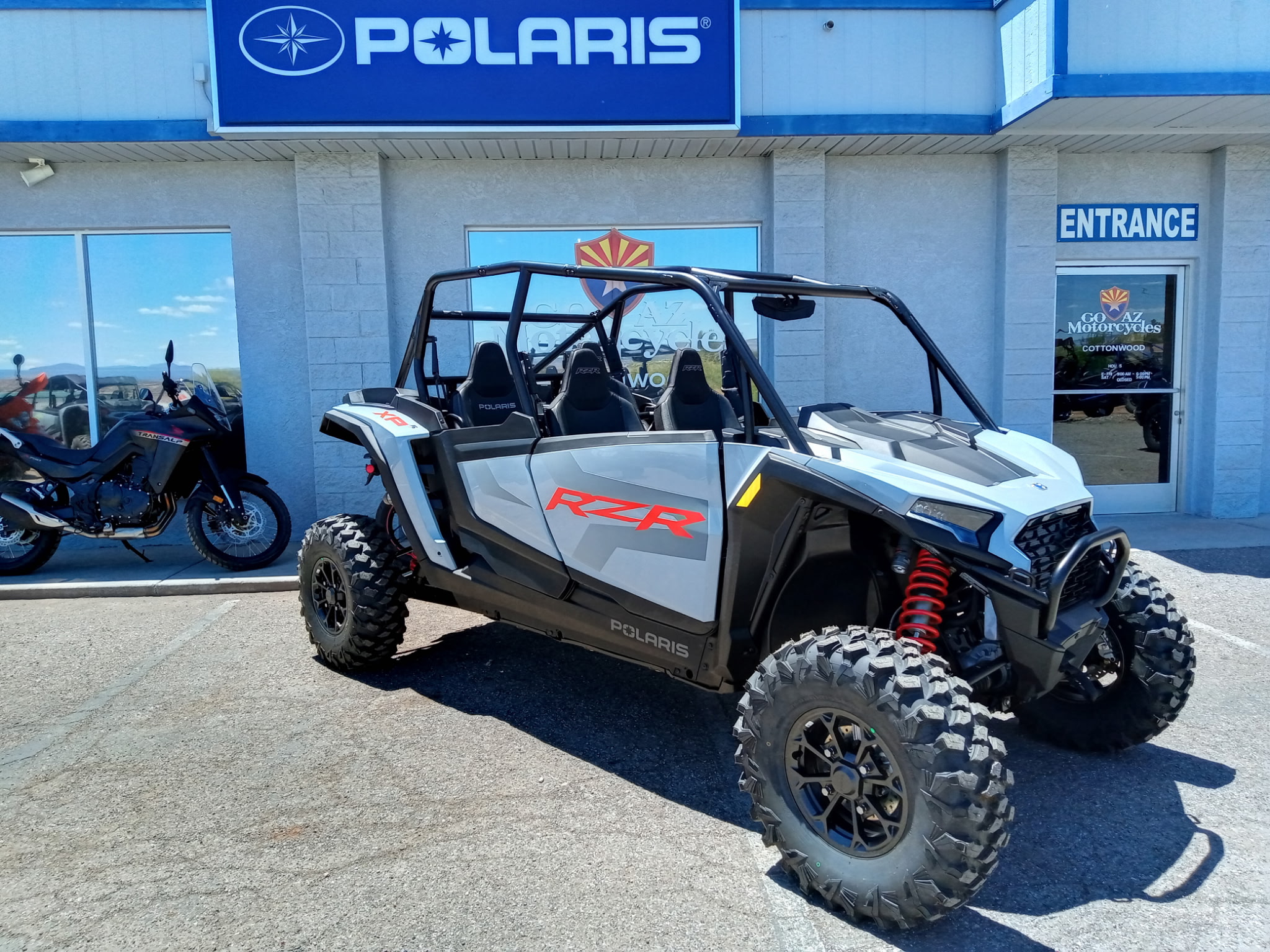 2025 Polaris RZR XP 4 1000 - Photo 2