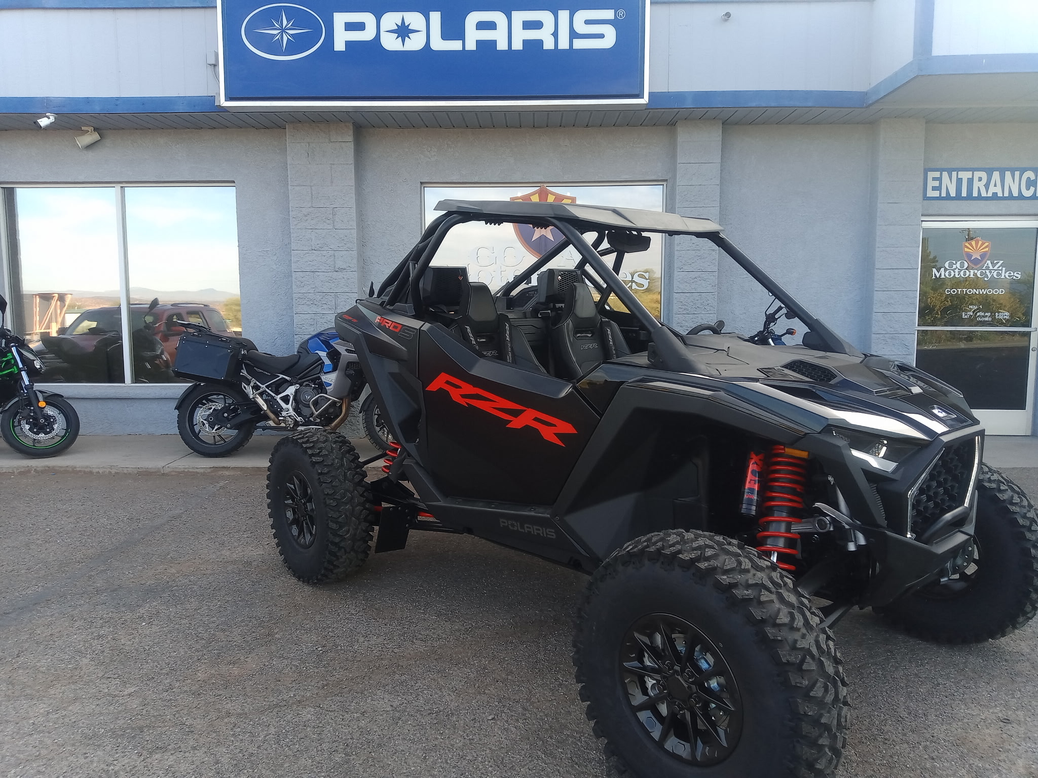 2025 Polaris RZR Pro S Ultimate - Photo 2