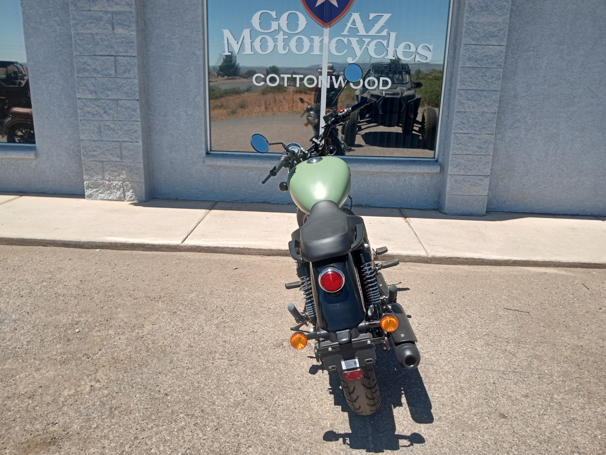 2024 Royal Enfield Meteor 350 - Photo 6