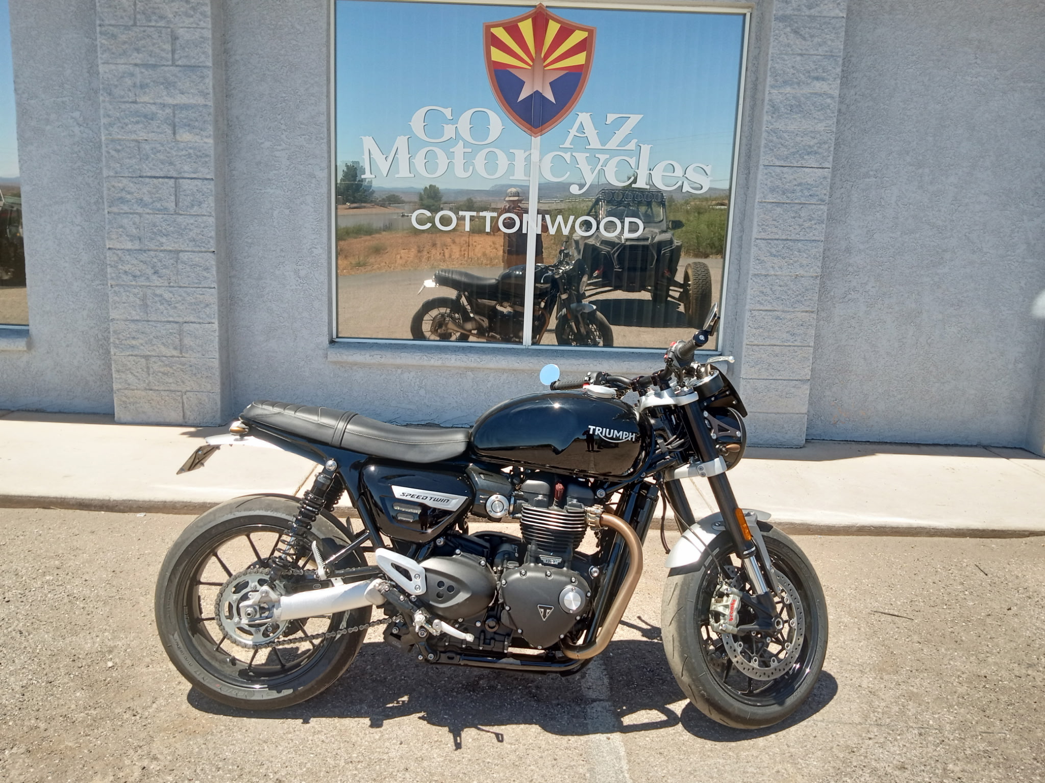 2024 Triumph SPEED TWIN 1200 - Photo 5