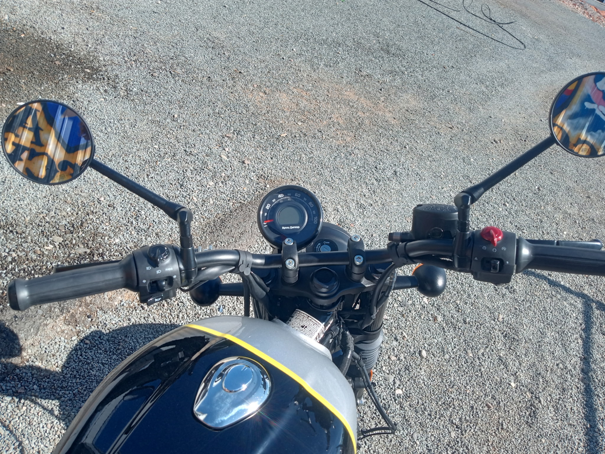 2024 Royal Enfield Hunter 350 - Photo 11