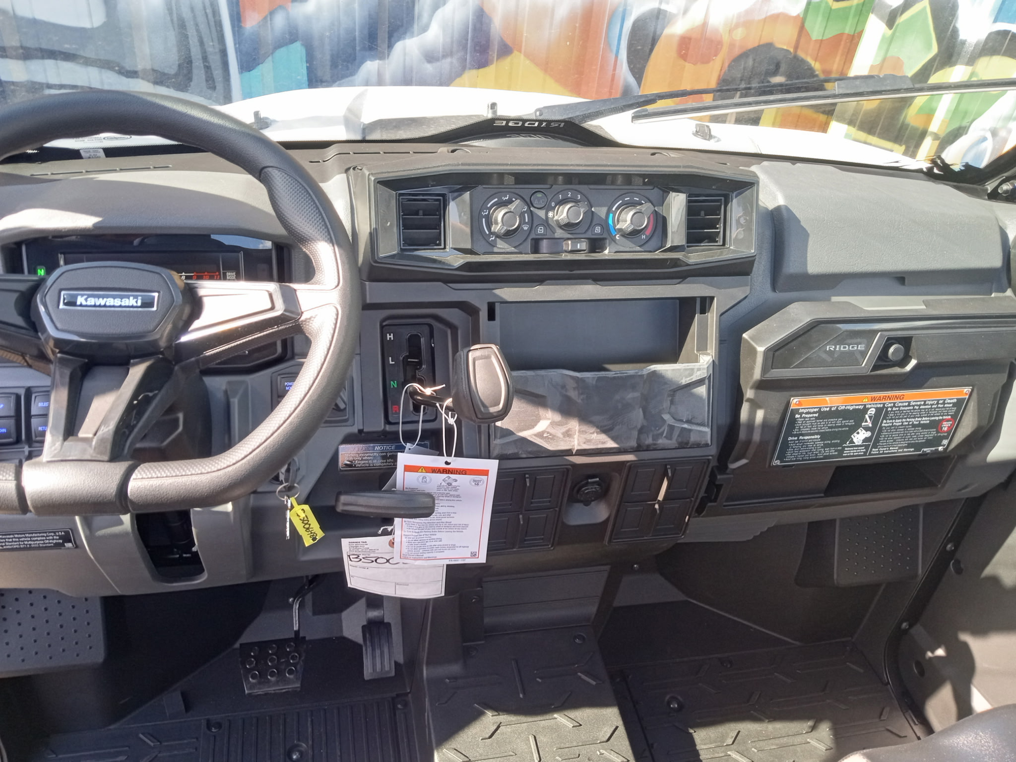 2025 Kawasaki RIDGE XR Deluxe HVAC - Photo 10