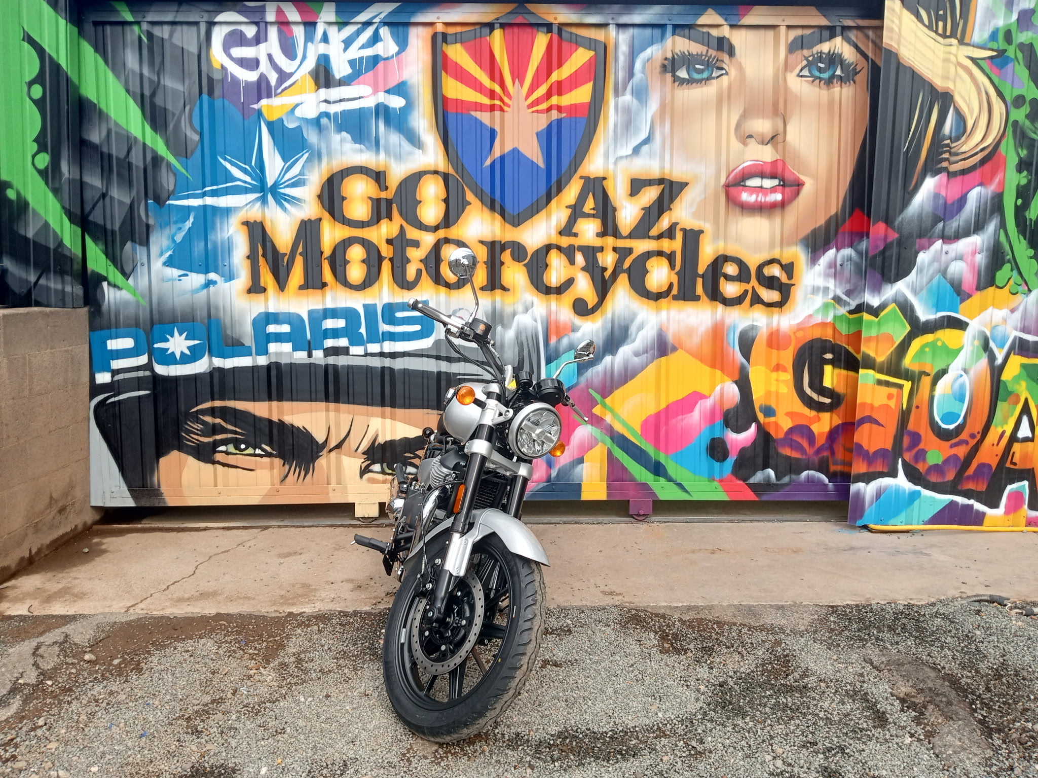 2024 Royal Enfield Super Meteor 650 Interstellar Grey - Photo 4