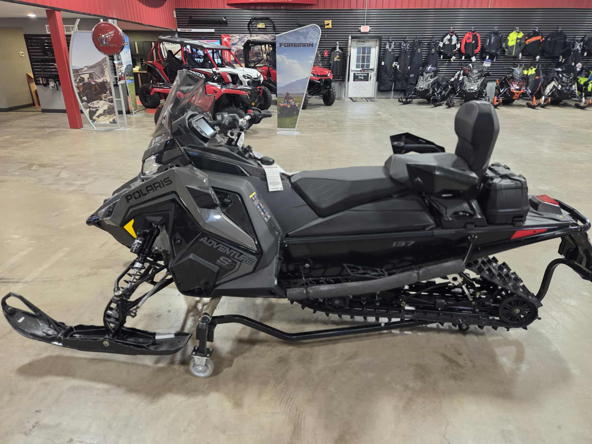 2025 Polaris PROSTAR S4 INDY ADVENTURE 137 ProStar S4 137 - Photo 6