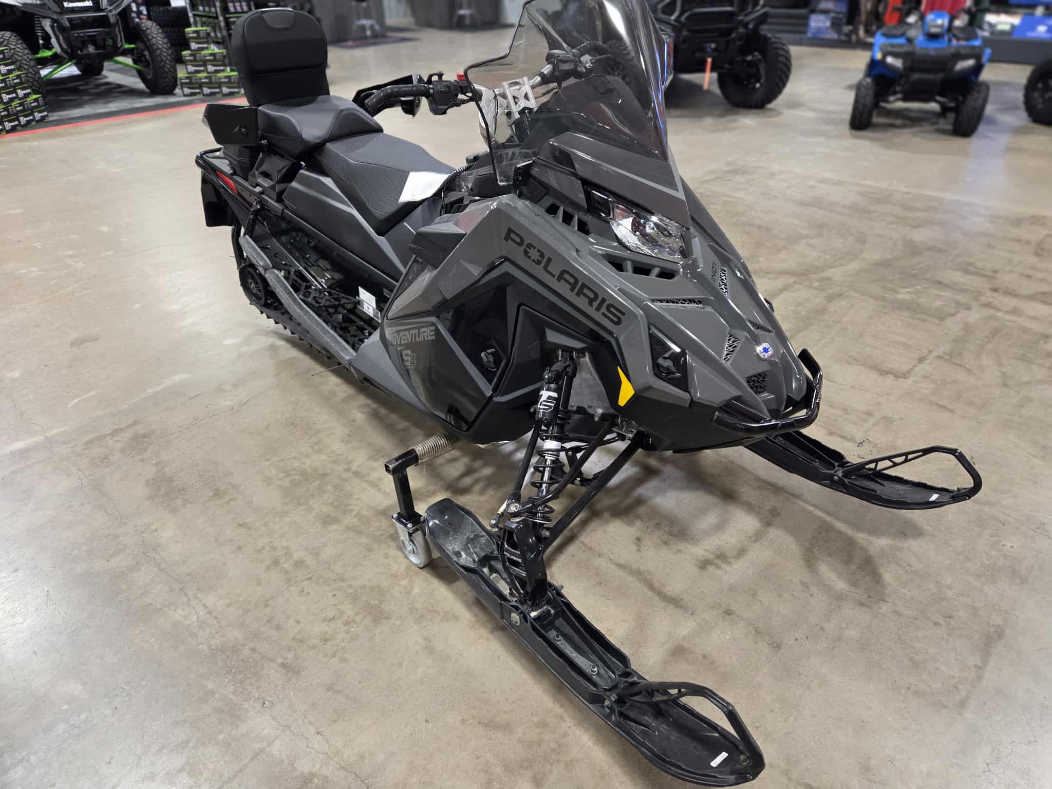 2025 Polaris PROSTAR S4 INDY ADVENTURE 137 ProStar S4 137