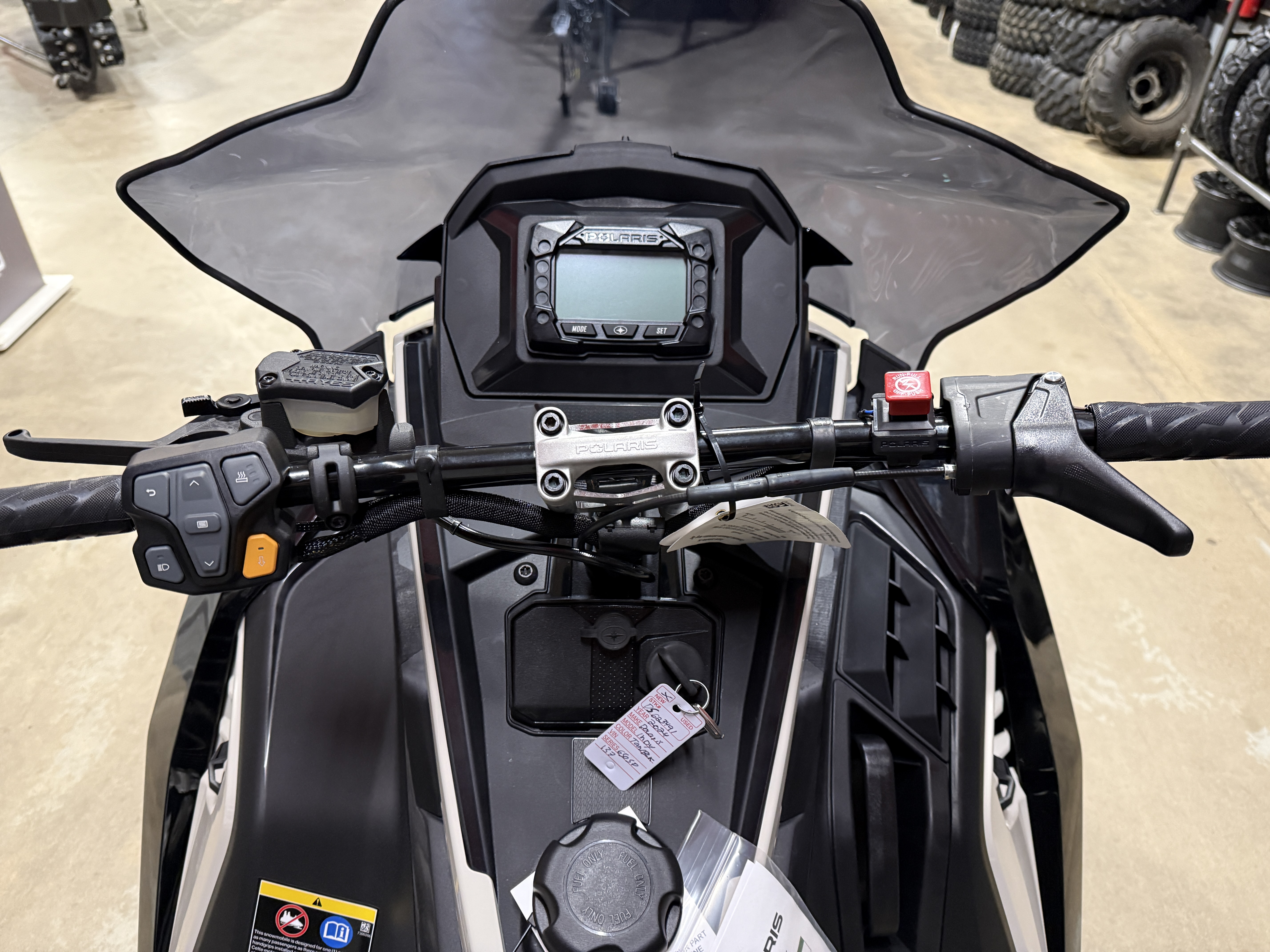 2025 Polaris 650 INDY SP 137 650 137 - Photo 7