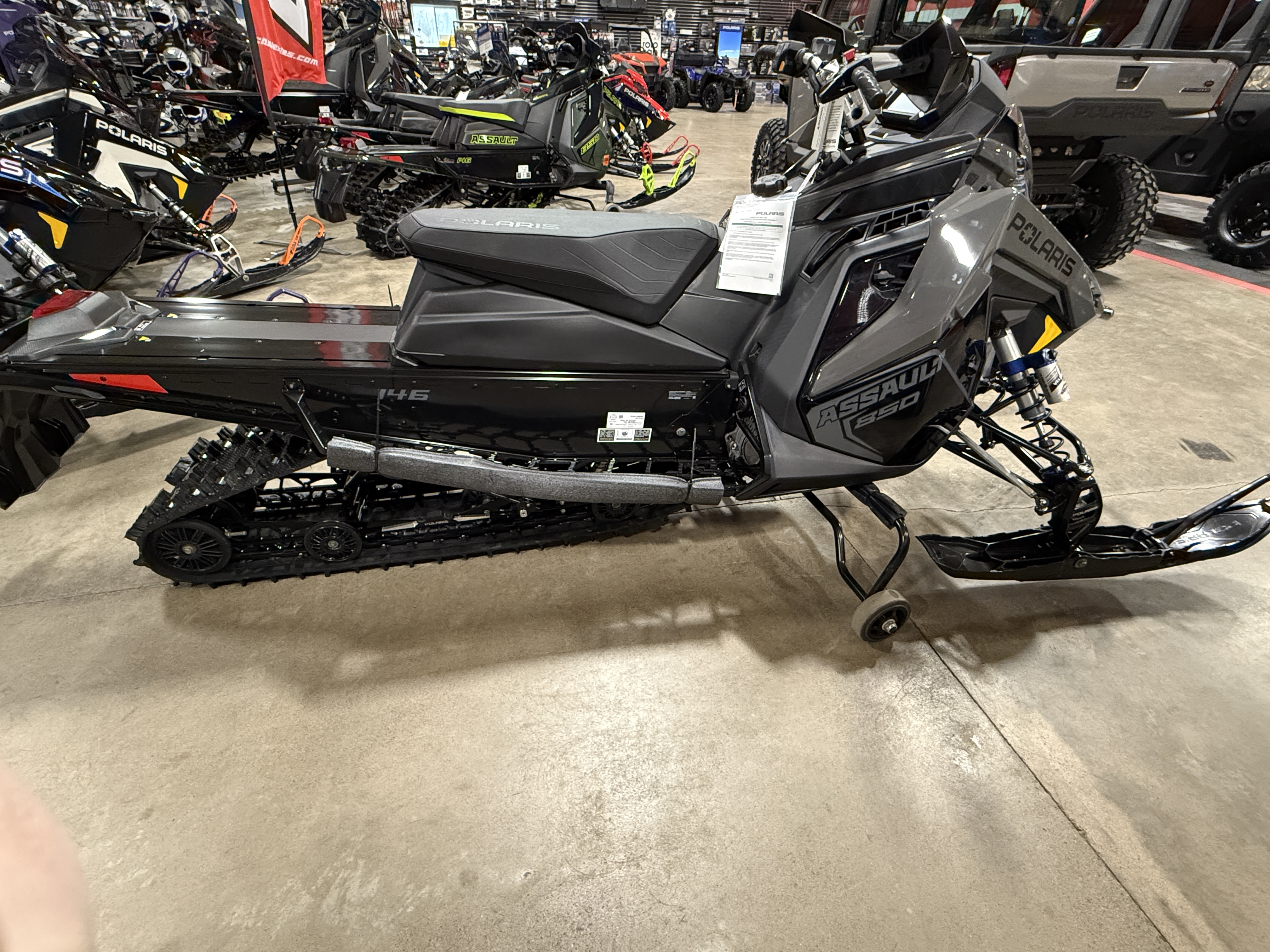 2025 Polaris 850 SWITCHBACK ASSAULT 146 850 146 - Photo 5