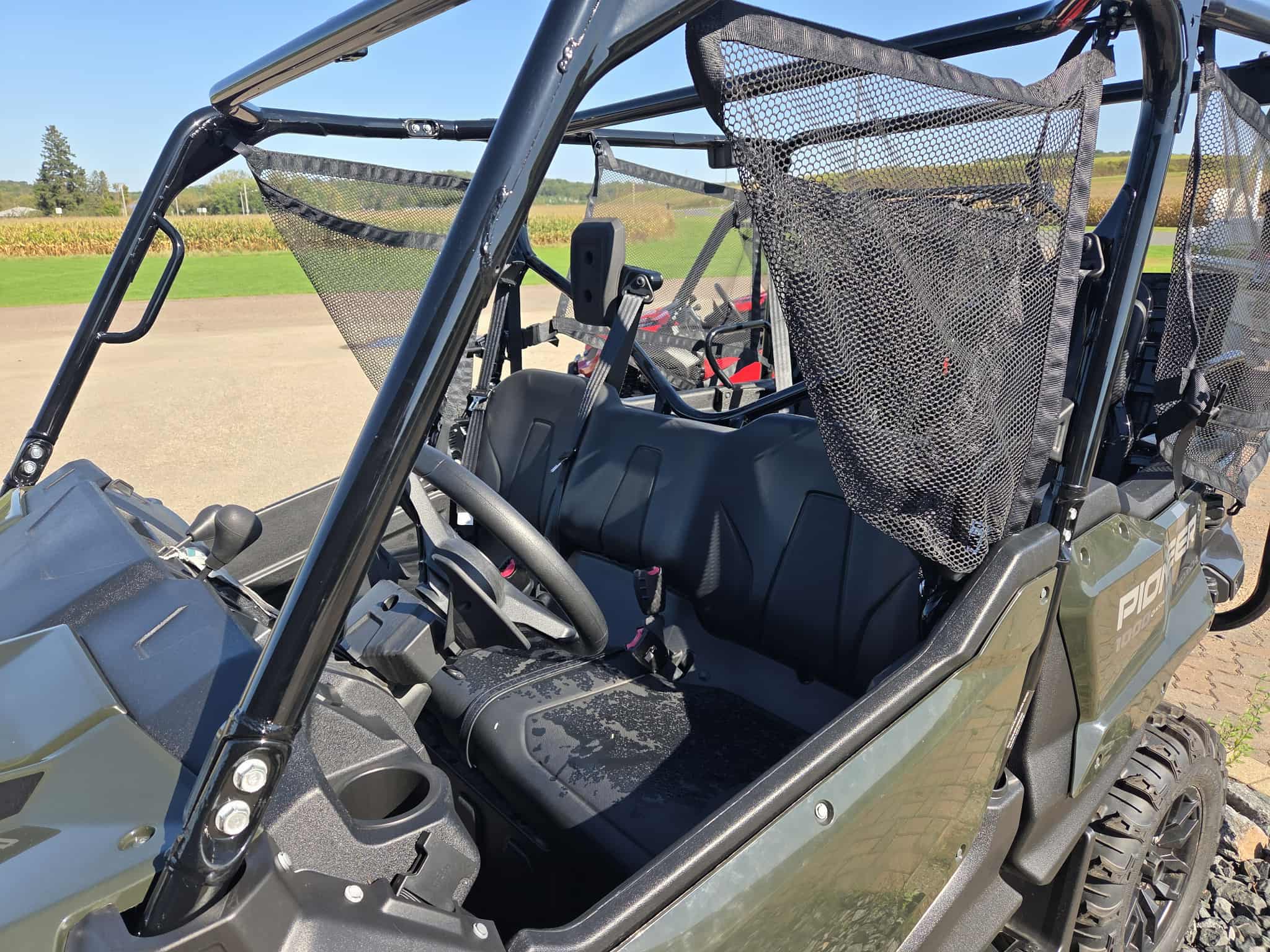 2025 Honda Pioneer 1000-5 Deluxe - Photo 8