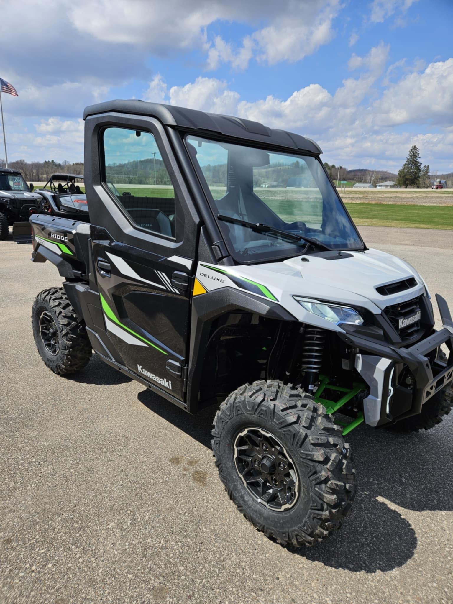 2025 Kawasaki RIDGE XR Deluxe HVAC - Photo 5