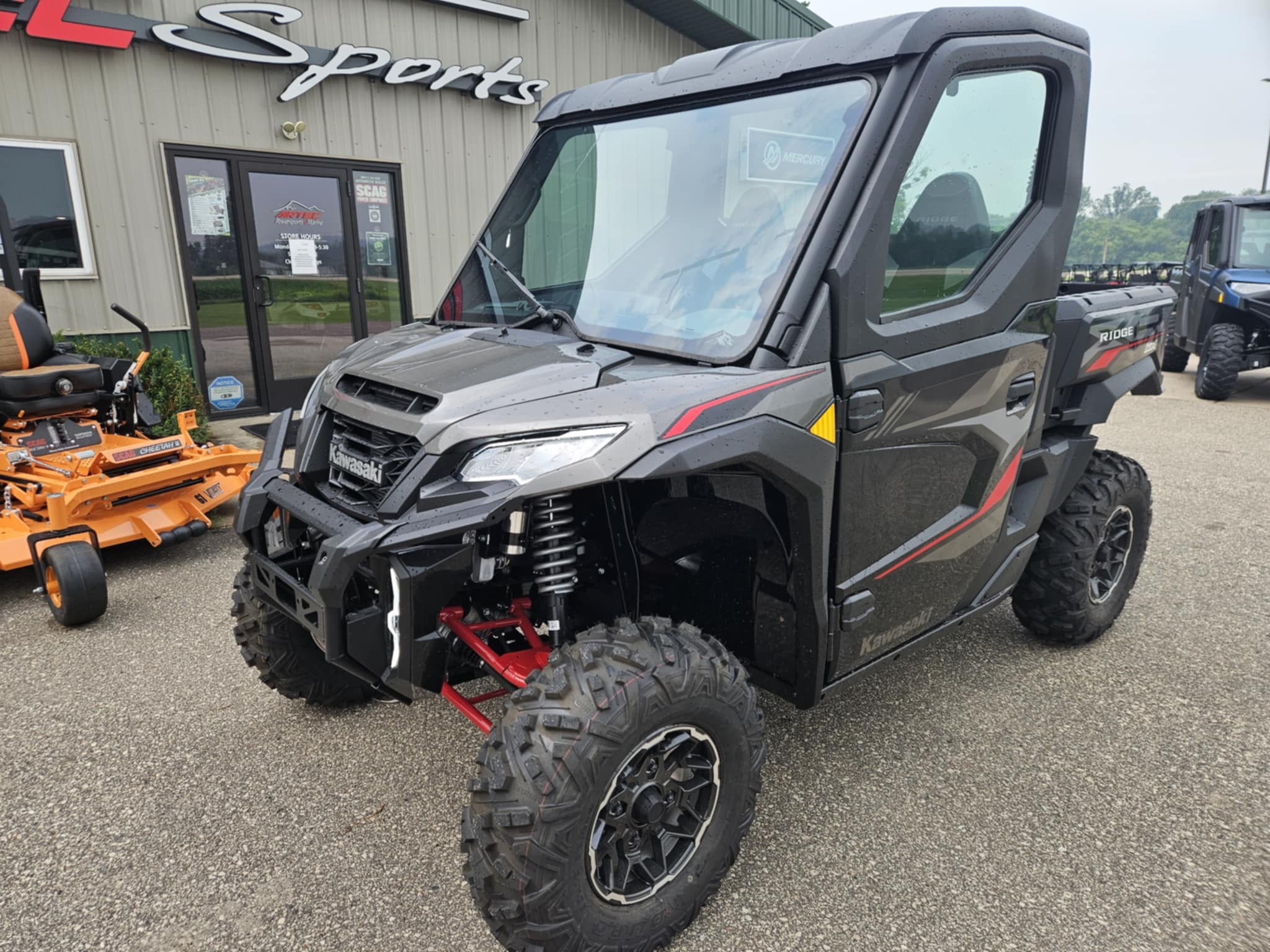 2025 Kawasaki RIDGE XR HVAC - Photo 4