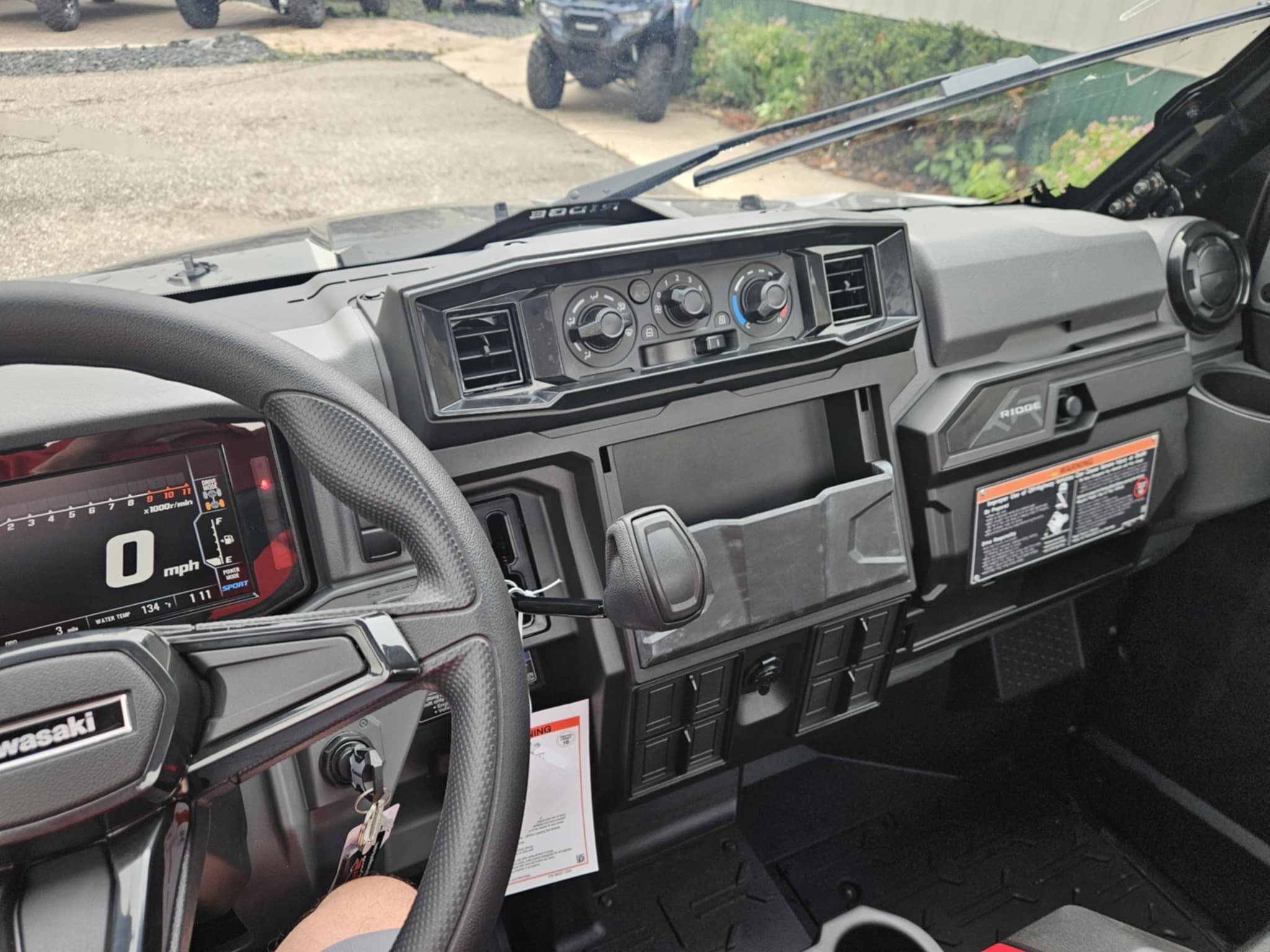 2025 Kawasaki RIDGE XR HVAC - Photo 8