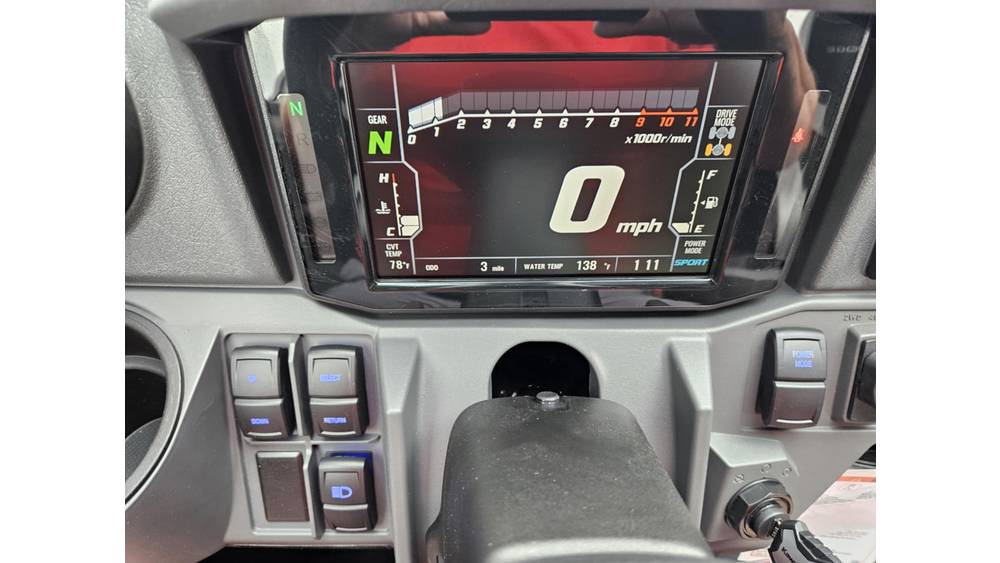 2025 Kawasaki RIDGE XR HVAC - Photo 8