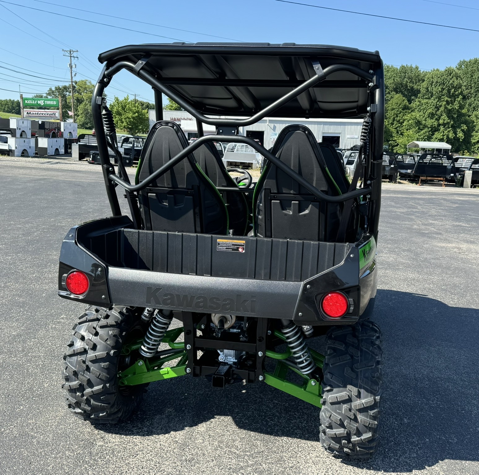 2025 Kawasaki Teryx4™ S SE - Candy Lime Green / Super Black - Photo 6