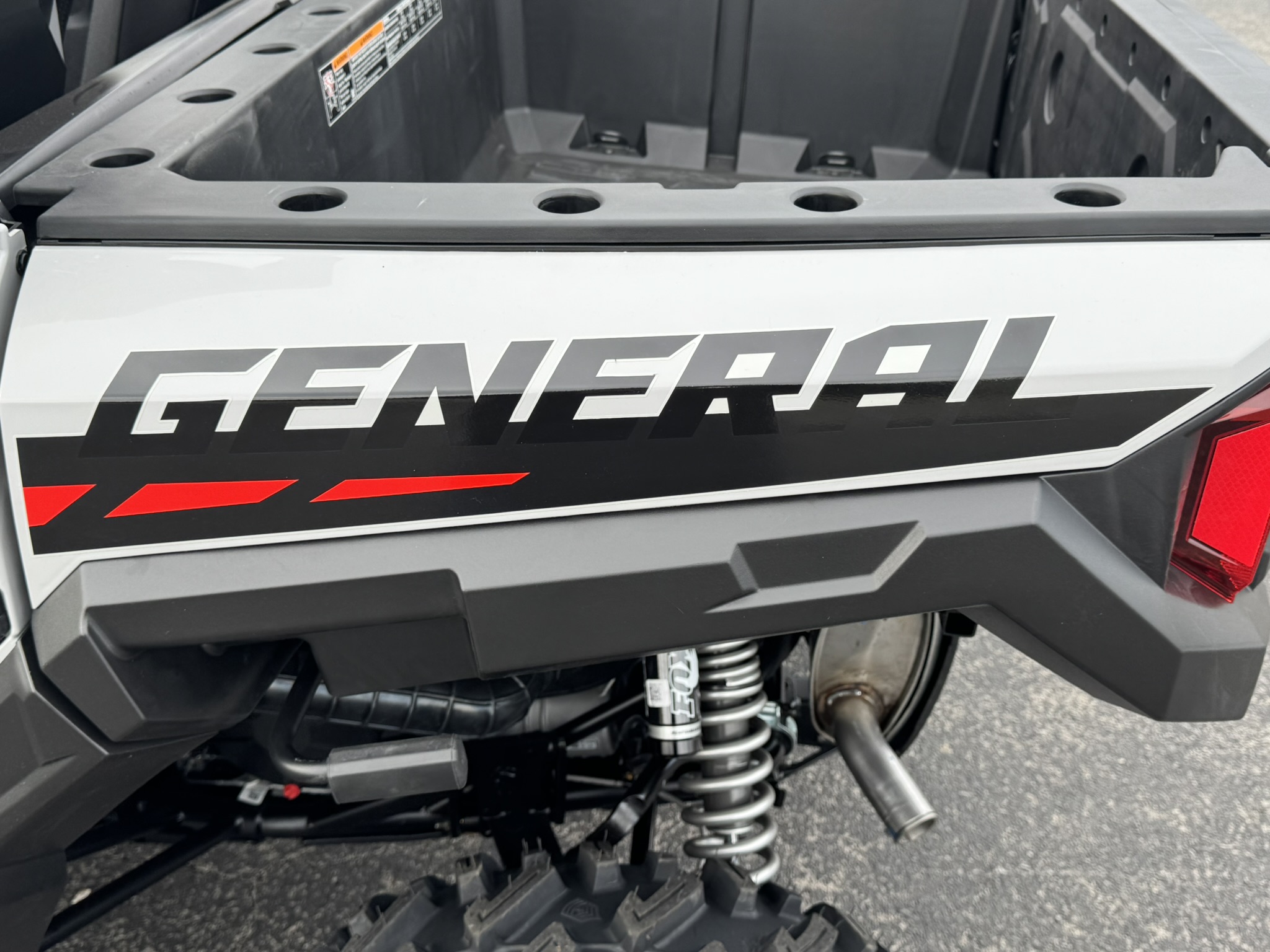 2025 Polaris GENERAL® 4 1000 Sport - Ghost Gray - Photo 3