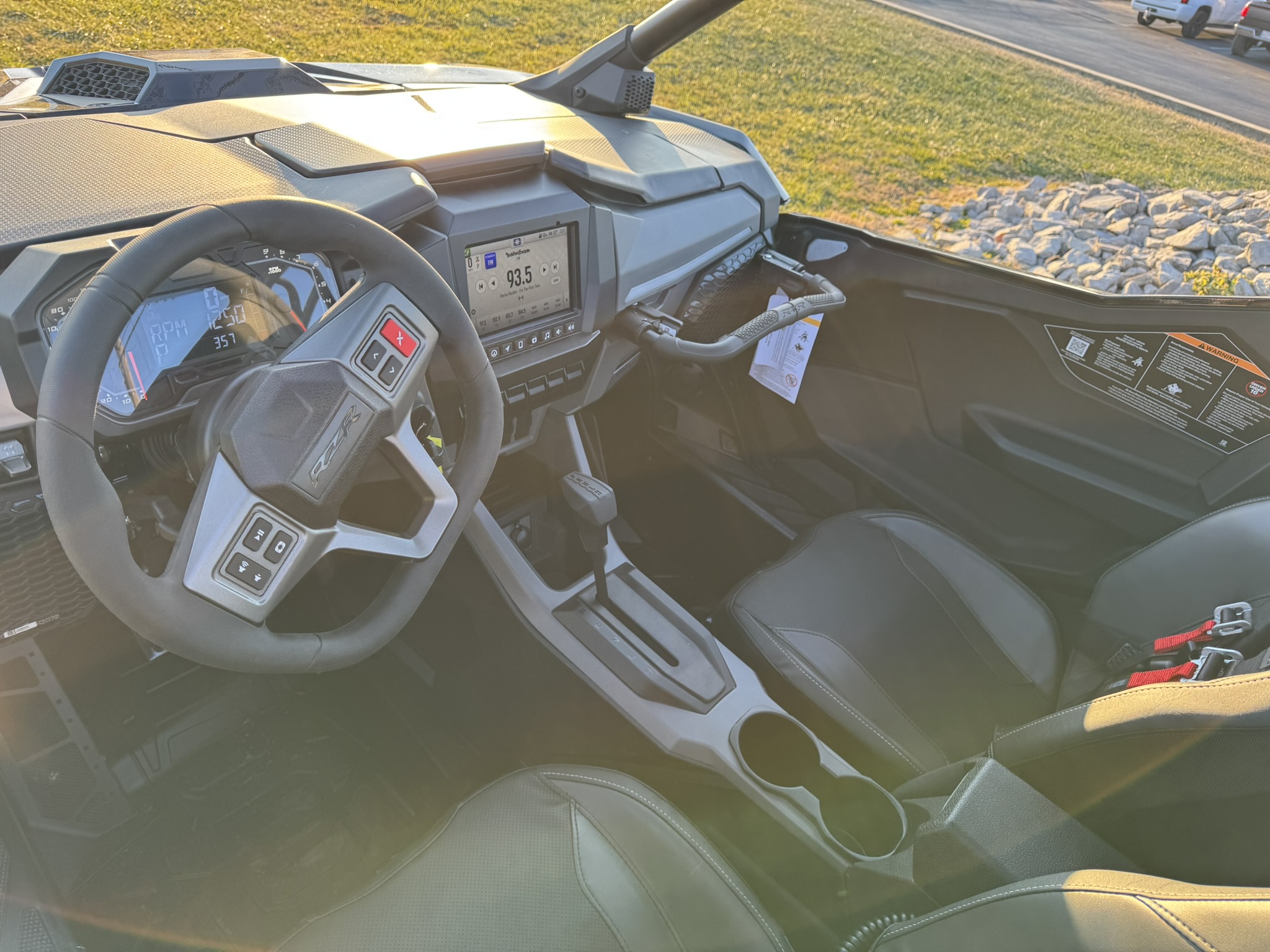 2025 Polaris RZR Pro XP® Ultimate Dynamix - Onyx Black - Photo 10