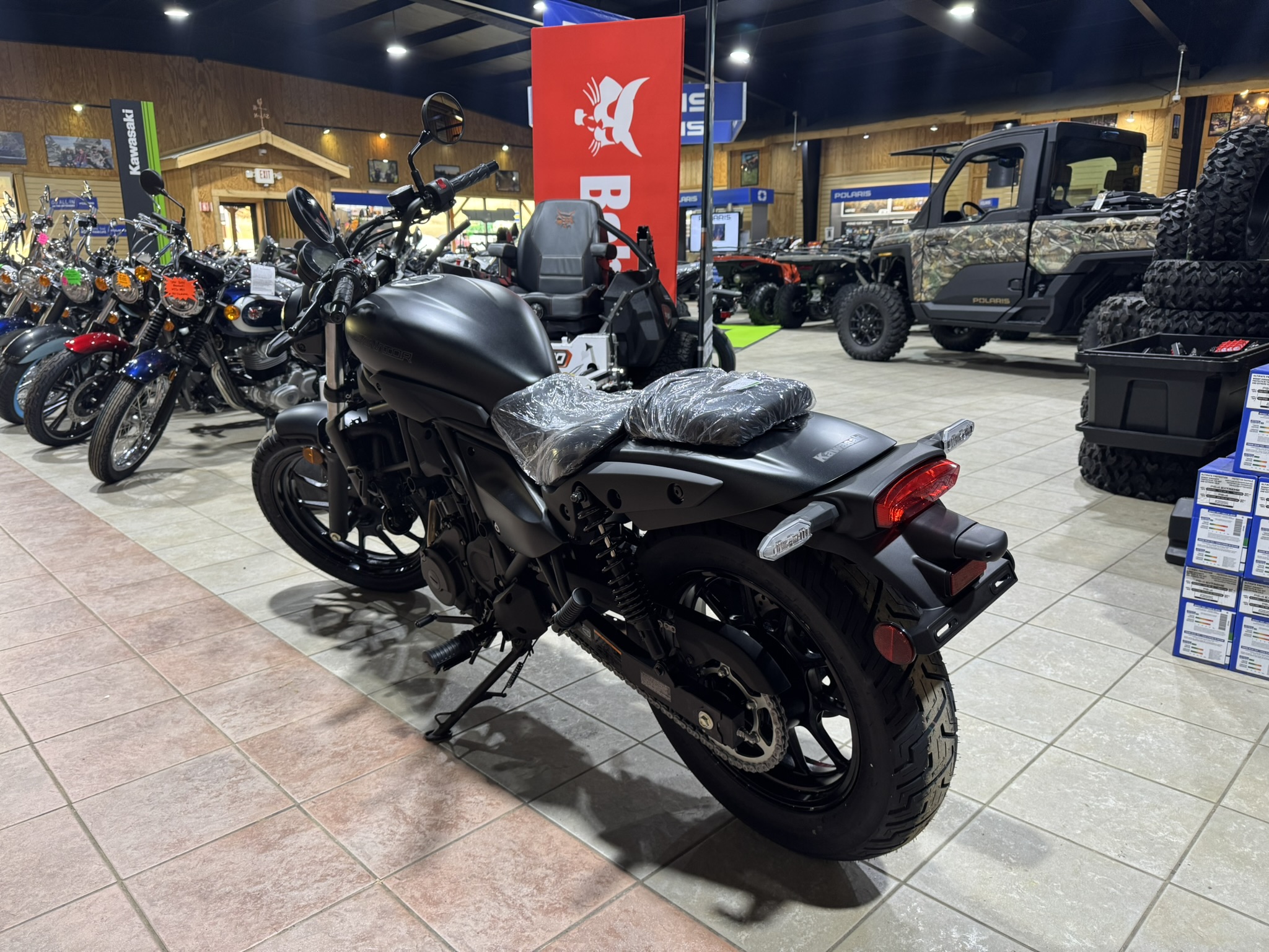 2025 Kawasaki Eliminator® ABS - Metallic Flat Spark Black - Photo 5
