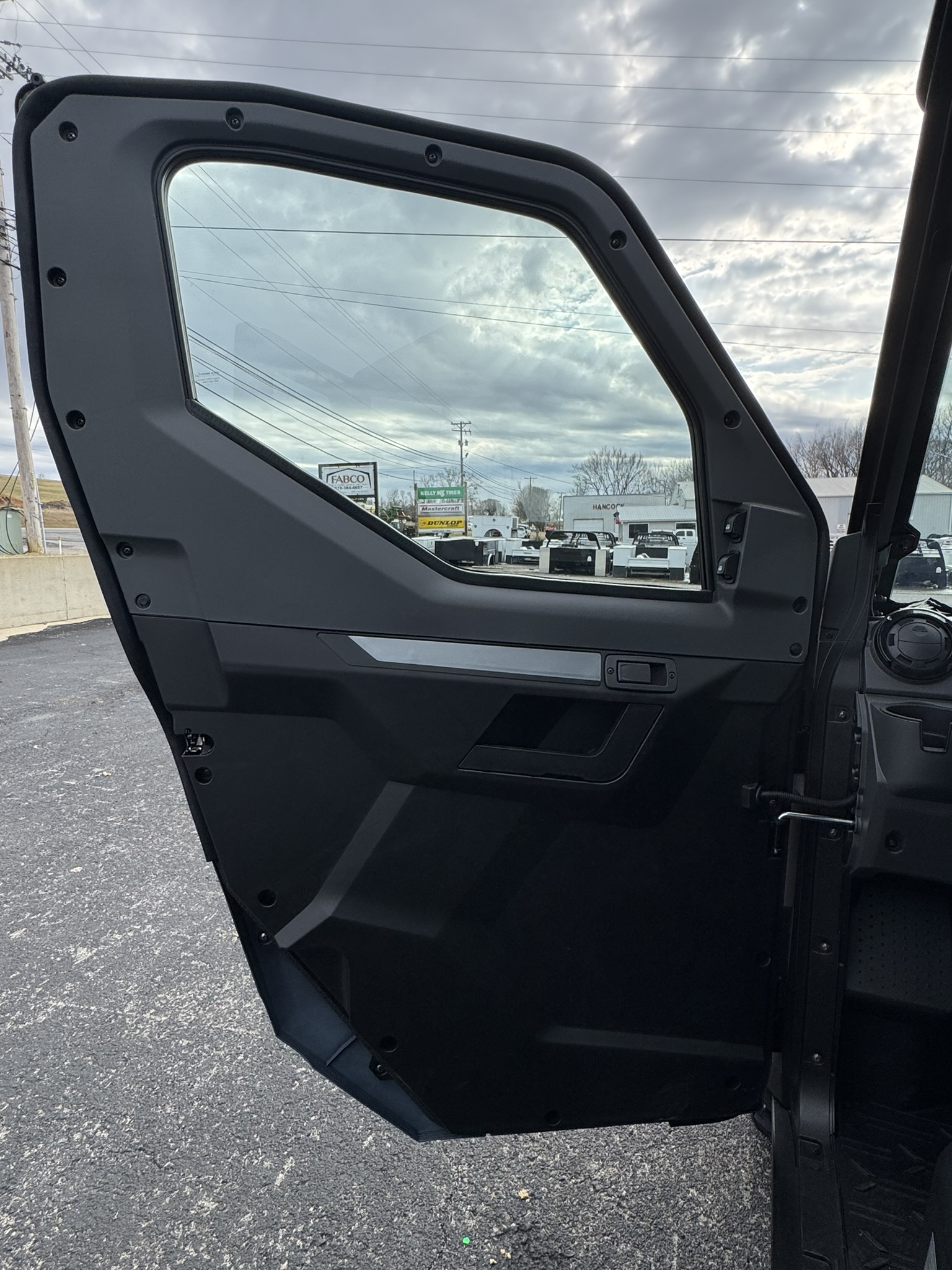 2025 Kawasaki RIDGE® XR Crew Limited HVAC - Metallic Bluish Gray - Photo 11