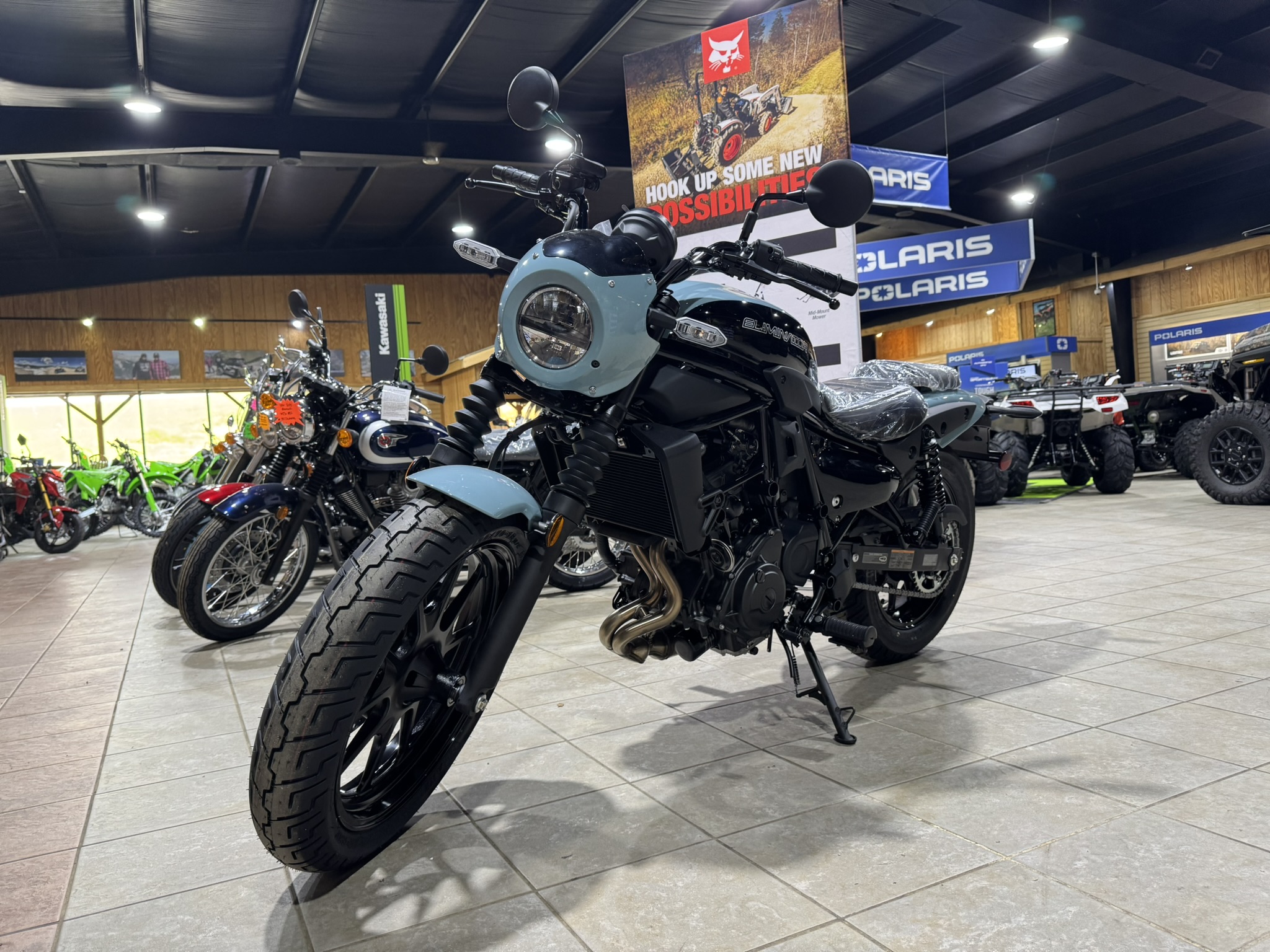 2025 Kawasaki Eliminator® SE ABS - Phantom Blue / Ebony - Photo 3