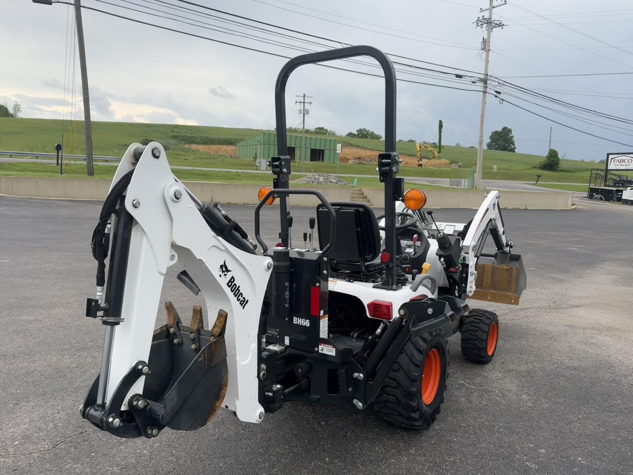 2022 Bobcat Pre-Owned Bobcat® CT1025 HST Compact Tractor - Photo 7