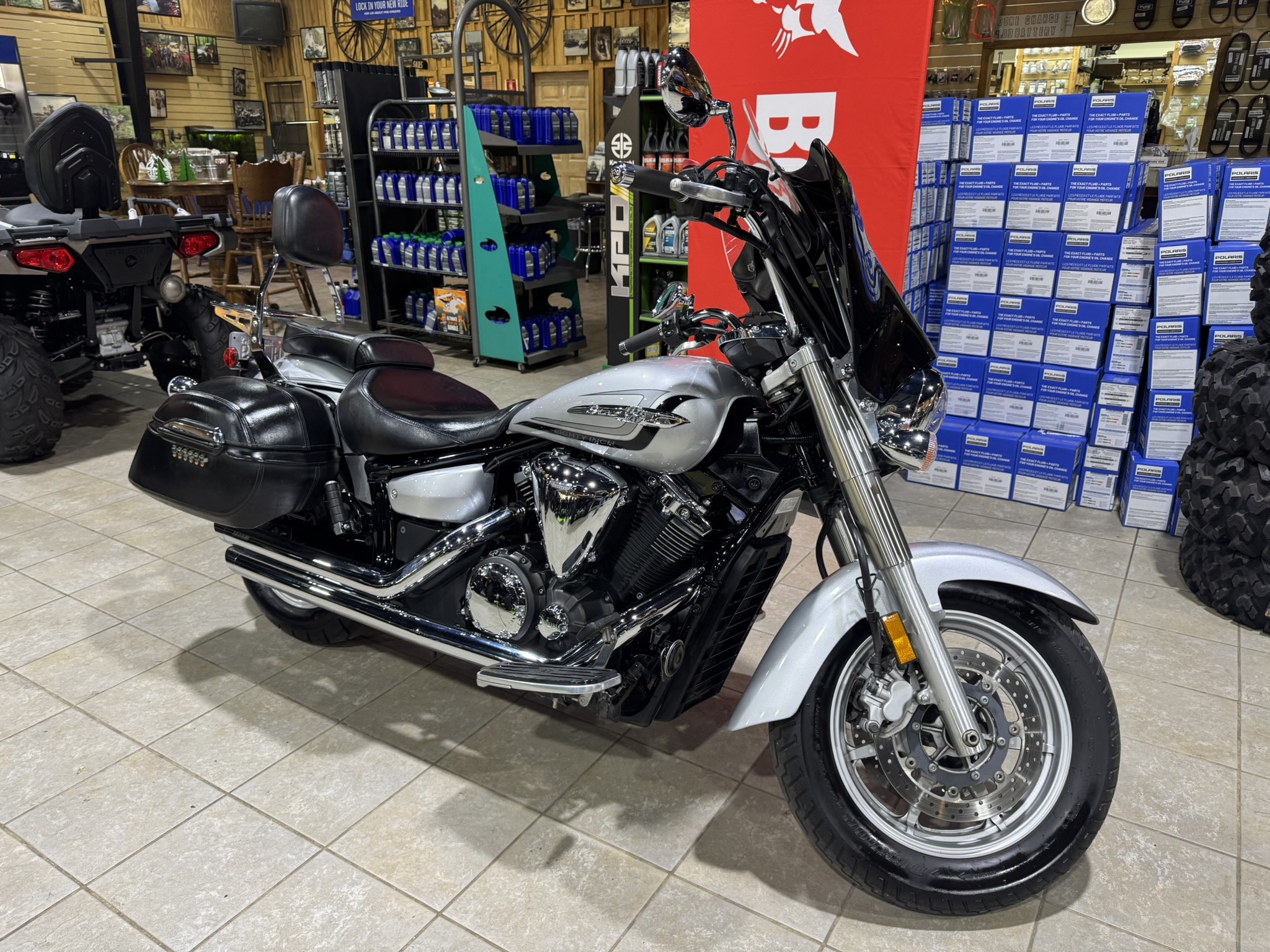 2015 Yamaha V Star 1300 - Photo 13