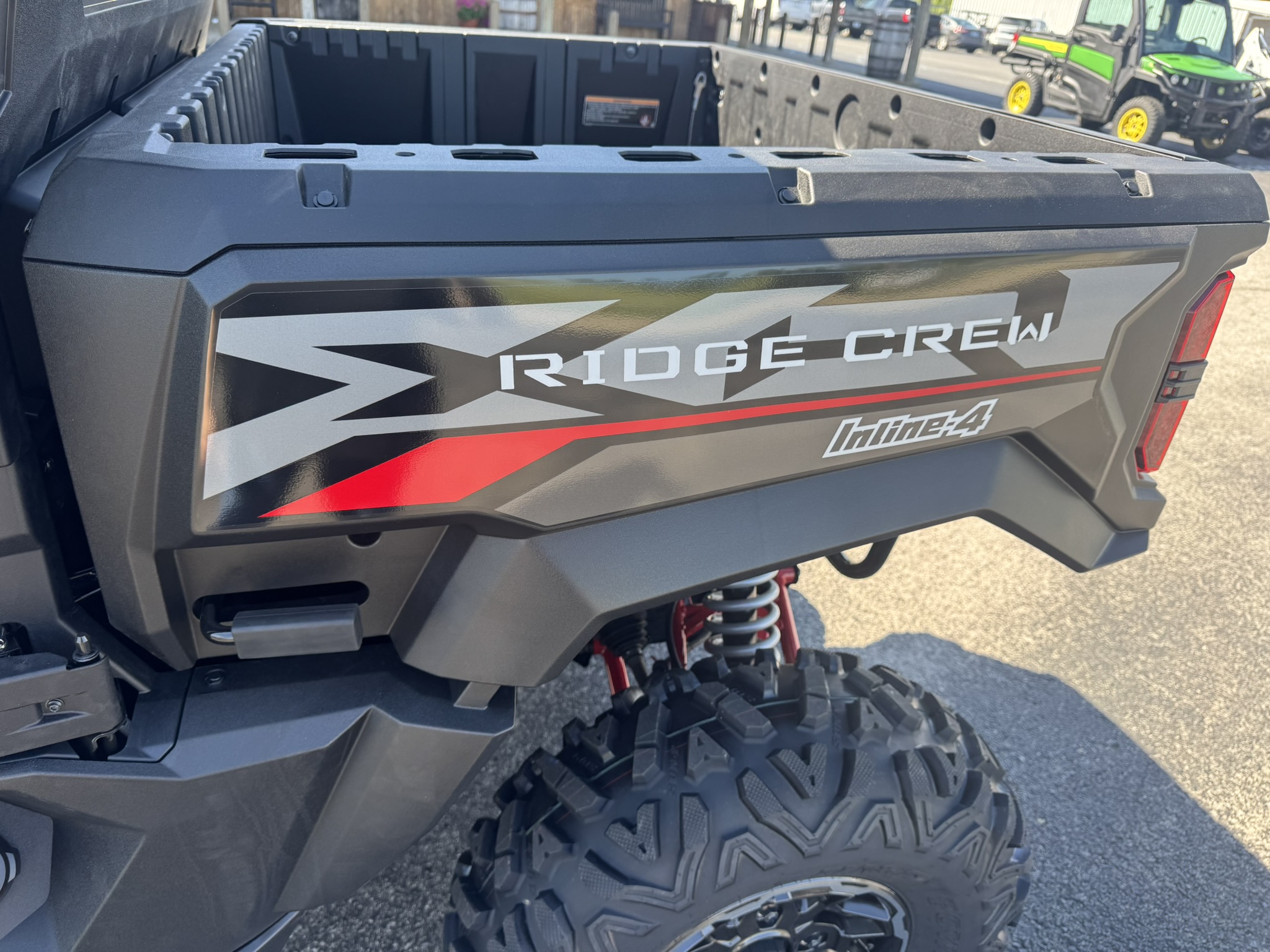 2025 Kawasaki RIDGE® XR Crew HVAC - Metallic Graystone - Photo 6