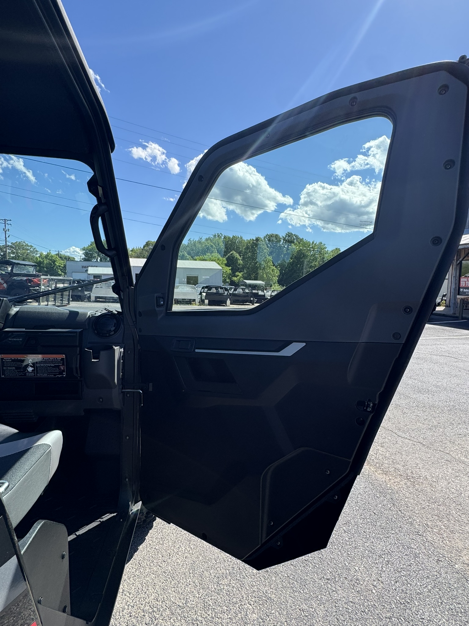 2025 Kawasaki RIDGE® XR Crew HVAC - Metallic Graystone - Photo 16