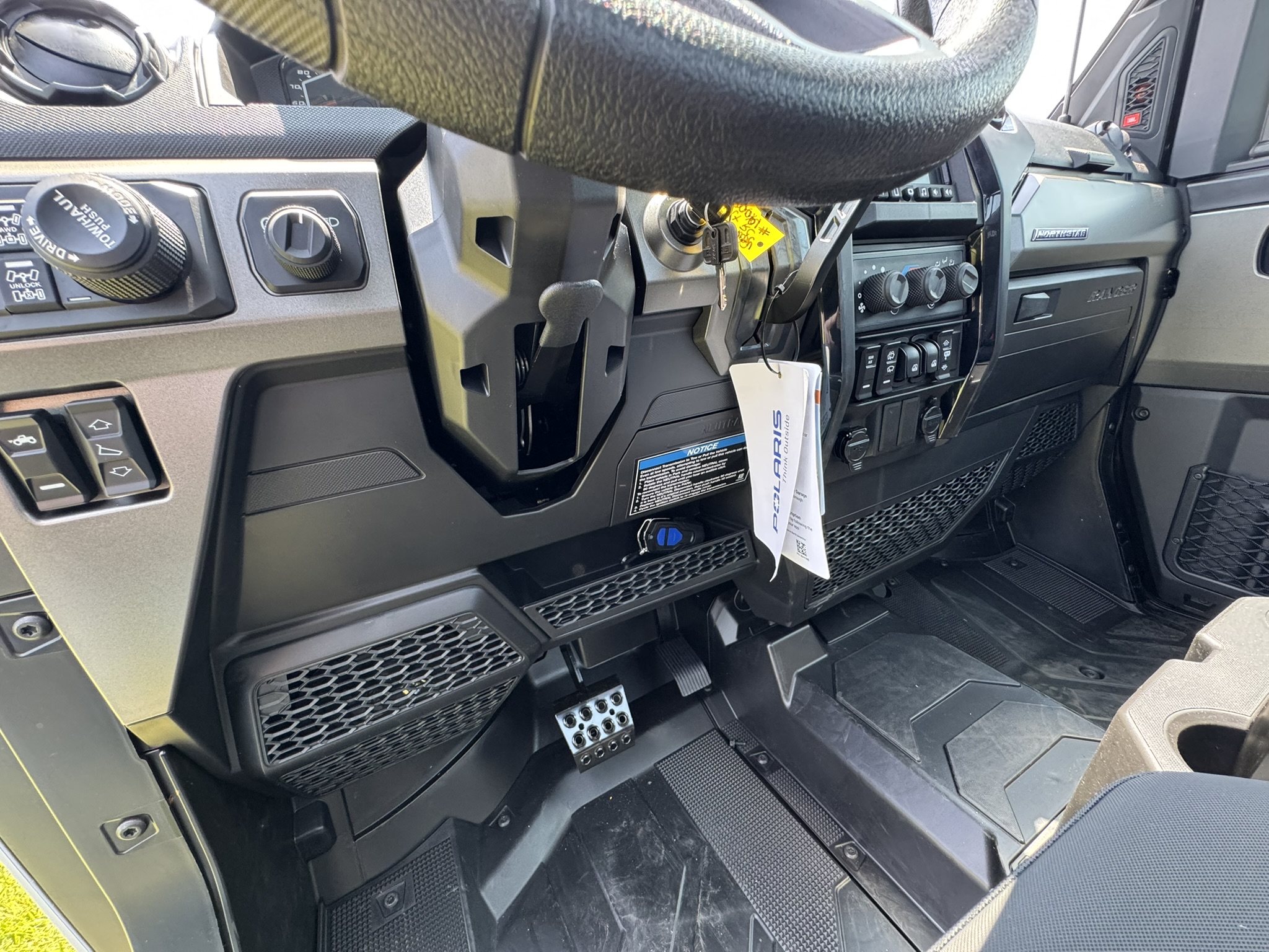 2025 Polaris Ranger® XD 1500 NorthStar Ultimate - Ghost White Metallic Smoke - Photo 14