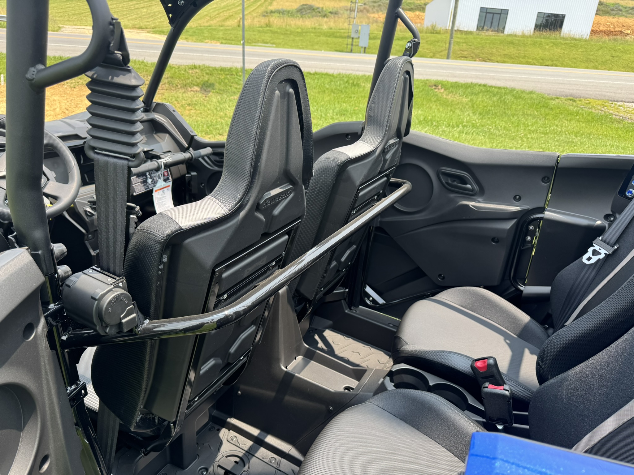 2025 Kawasaki Teryx® KRX4® 1000 - Metallic Sierra Blue / Super Black - Photo 10