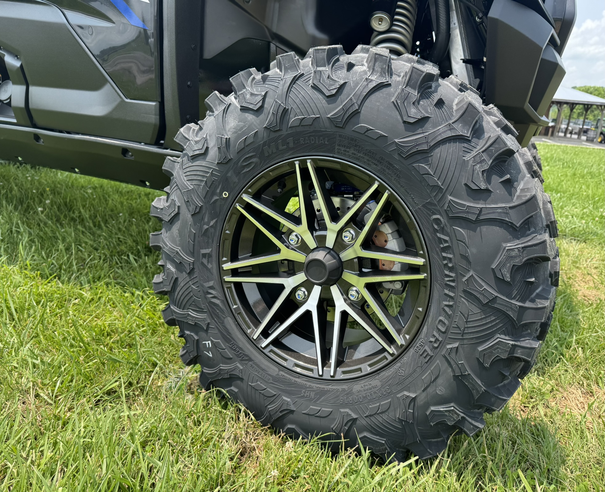 2025 Kawasaki Teryx® KRX4® 1000 - Metallic Sierra Blue / Super Black - Photo 13