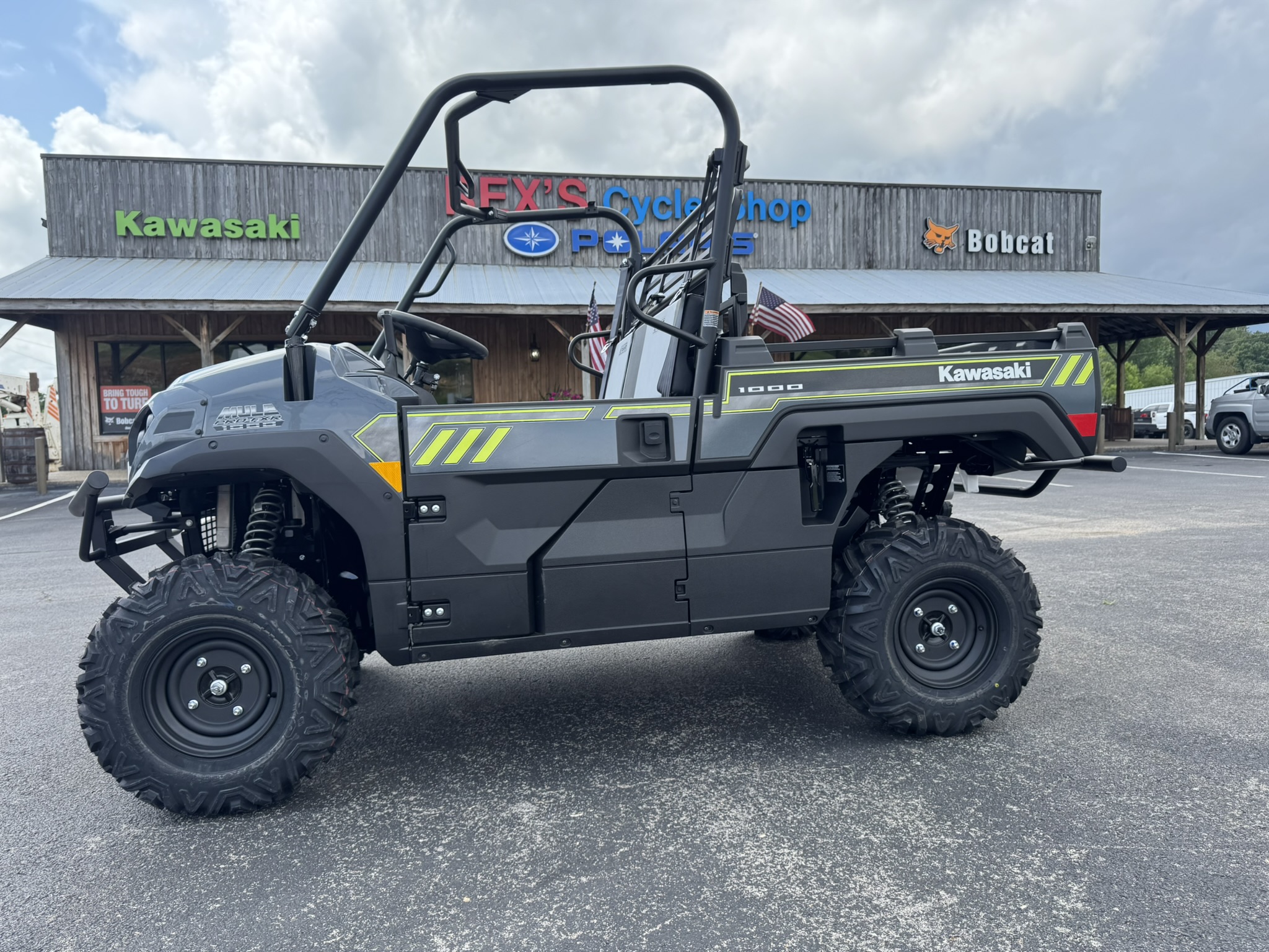 2026 Kawasaki Mule™ PRO-FXR™ 1000 - Smoke Gray - Photo 14