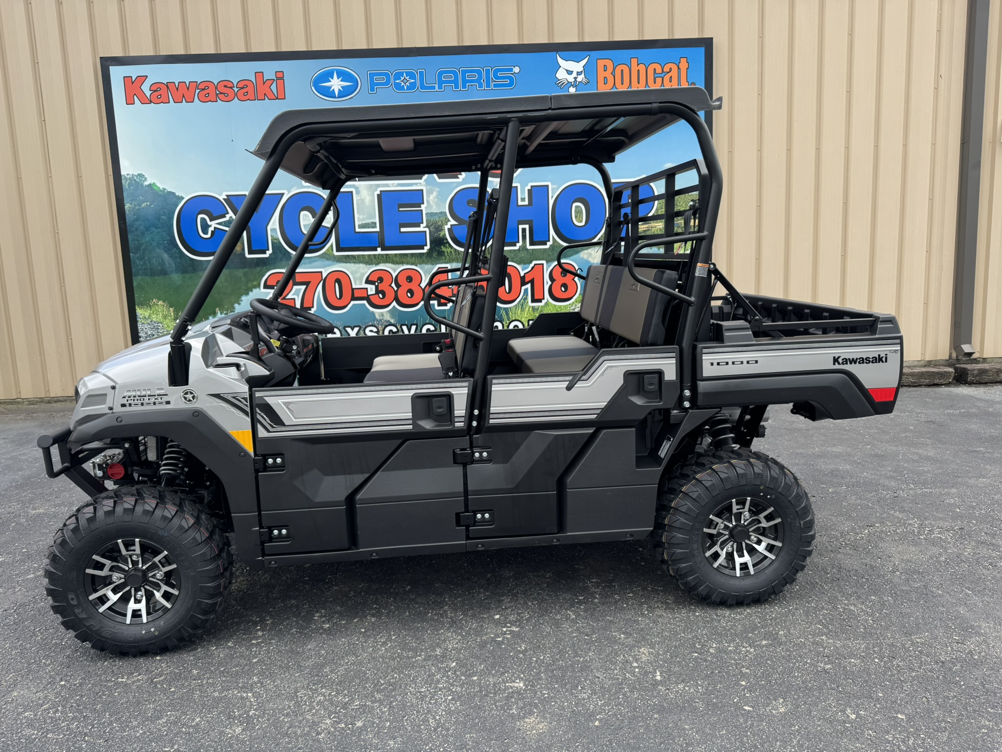 2026 Kawasaki Mule™ PRO-FXT™ 1000 LE Ranch Edition -  Metallic Phantom Silver