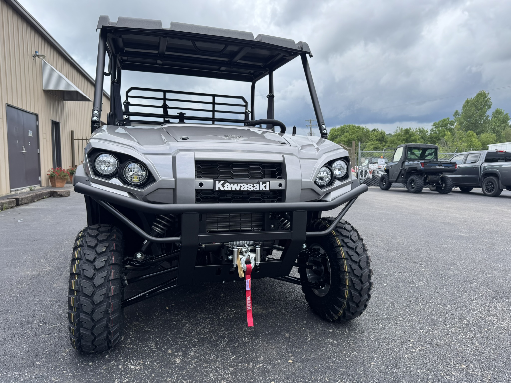 2026 Kawasaki Mule™ PRO-FXT™ 1000 LE Ranch Edition -  Metallic Phantom Silver - Photo 6