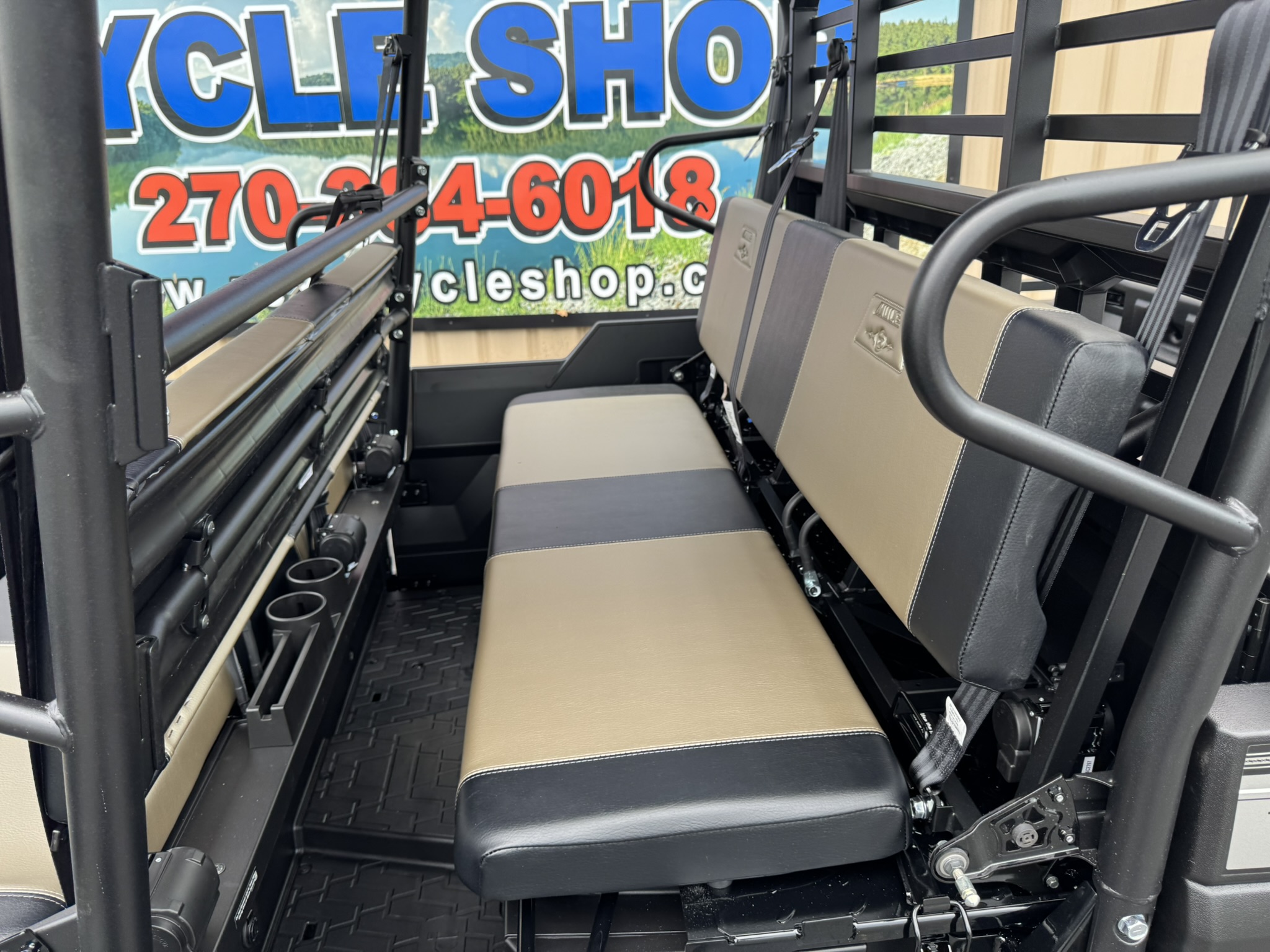 2026 Kawasaki Mule™ PRO-FXT™ 1000 LE Ranch Edition -  Metallic Phantom Silver - Photo 12
