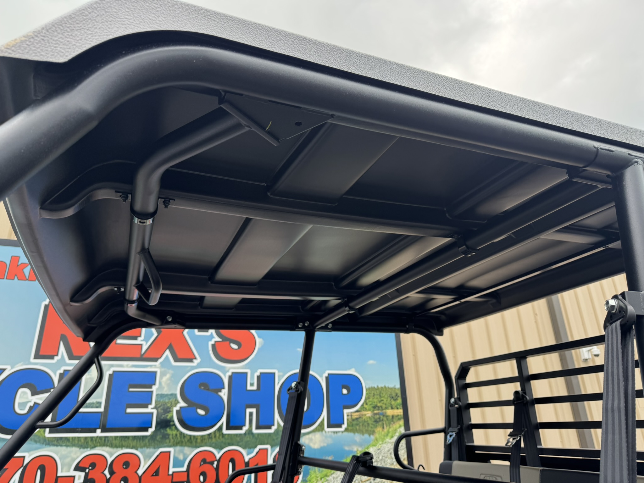 2026 Kawasaki Mule™ PRO-FXT™ 1000 LE Ranch Edition -  Metallic Phantom Silver - Photo 15